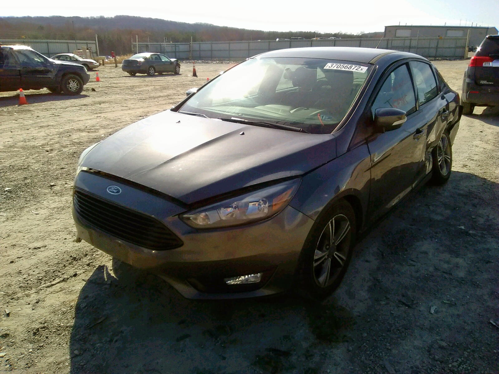 Photo 2 from auction – 2017 FORD FOCUS SE with VIN 1FADP3FE9HL282561