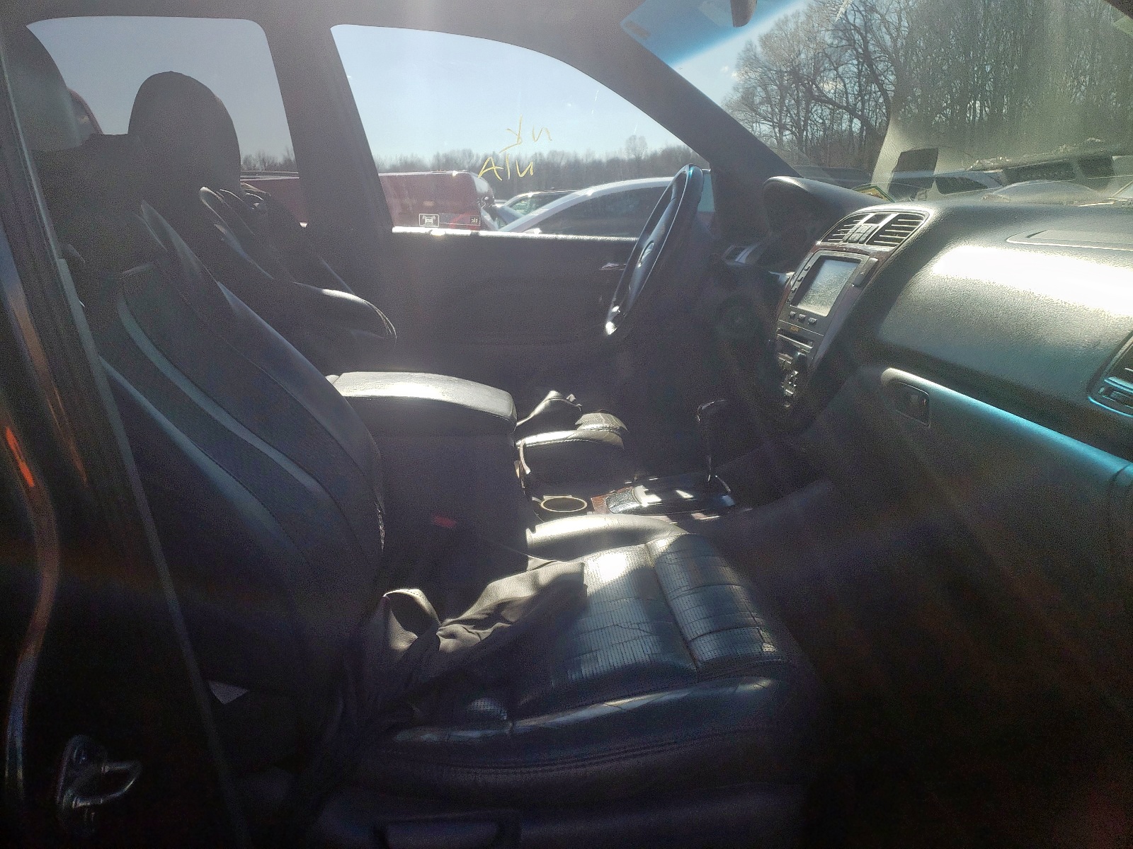 Photo 5 from auction – 2004 ACURA MDX with VIN 2HNYD18204H553942