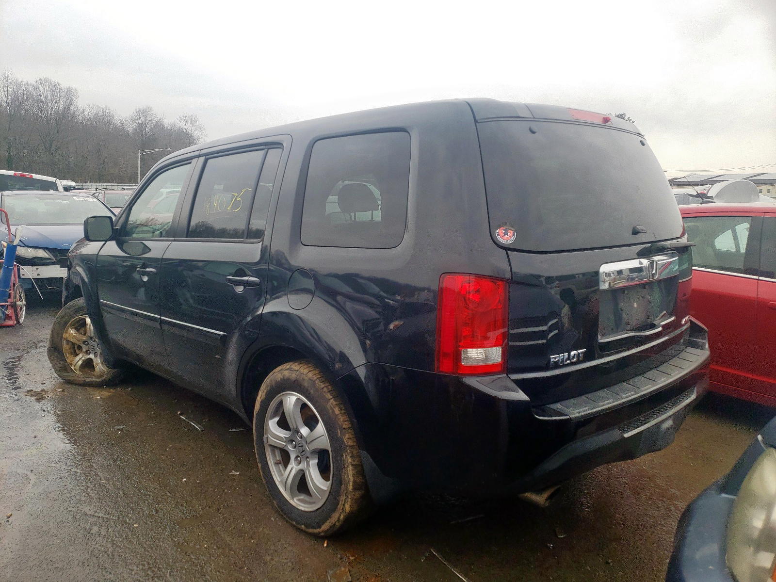 Photo 3 from auction – 2012 HONDA PILOT EXLN with VIN 5FNYF4H74CB074893