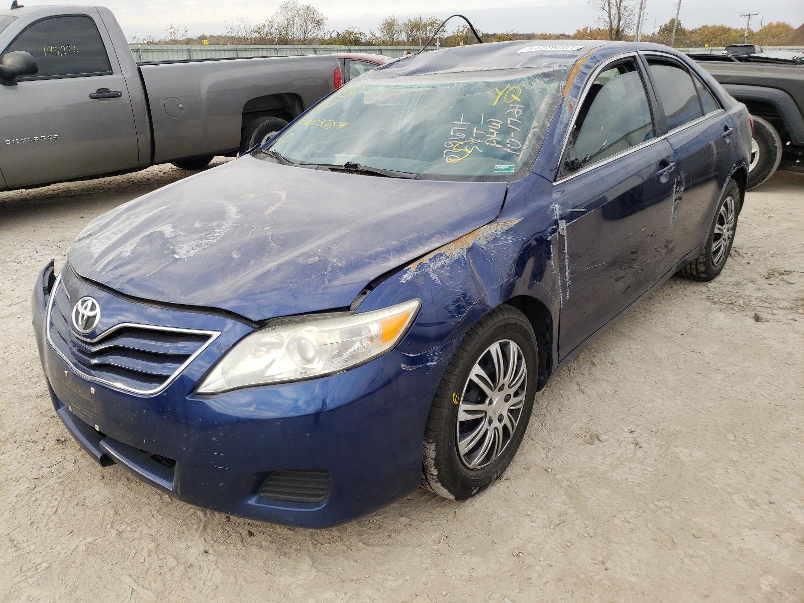 Photo 2 from auction – 2010 TOYOTA CAMRY BASE with VIN 4T4BF3EK8AR037604
