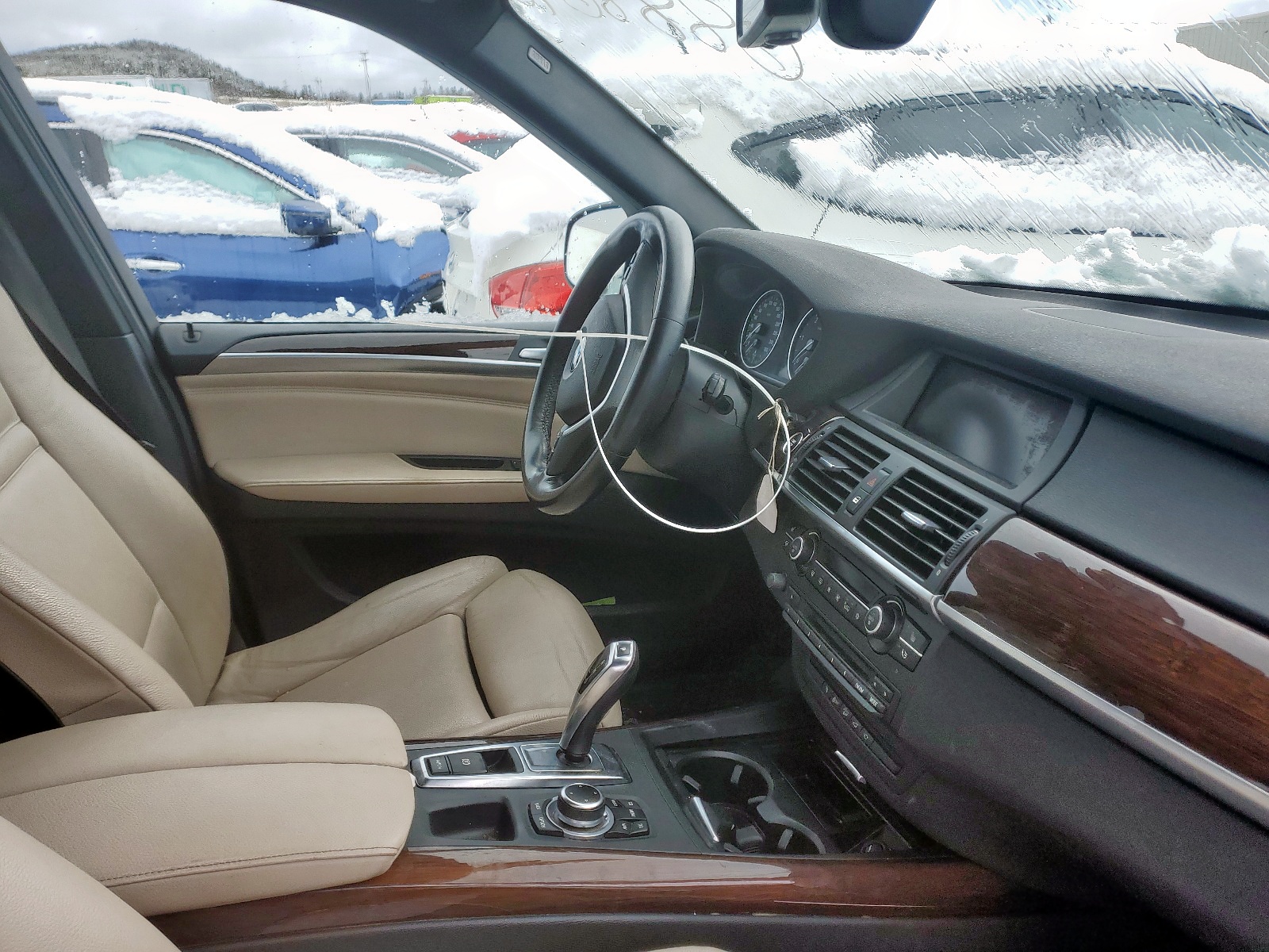 Photo 5 from auction – 2012 BMW X5 XDRIVE3 with VIN 5UXZW0C57CL663970