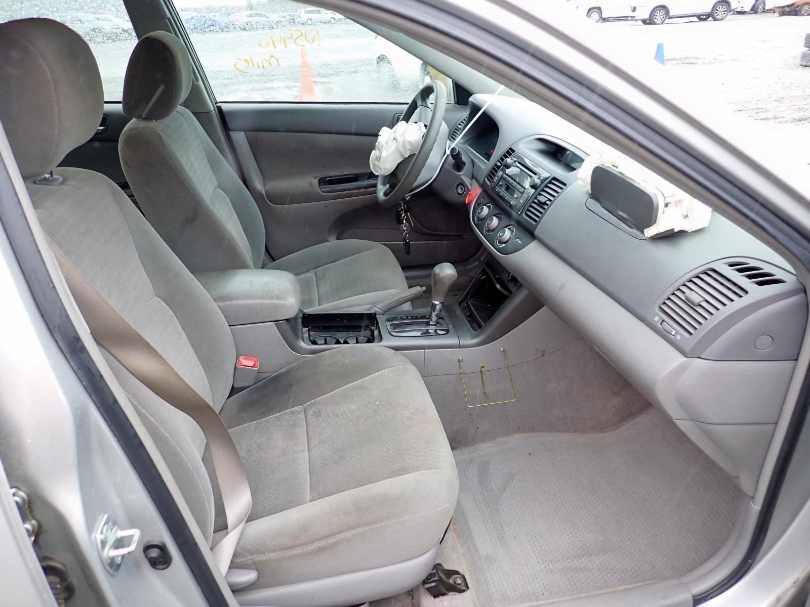 Photo 5 from auction – 2005 TOYOTA CAMRY LE with VIN 4T1BF32K45U100444