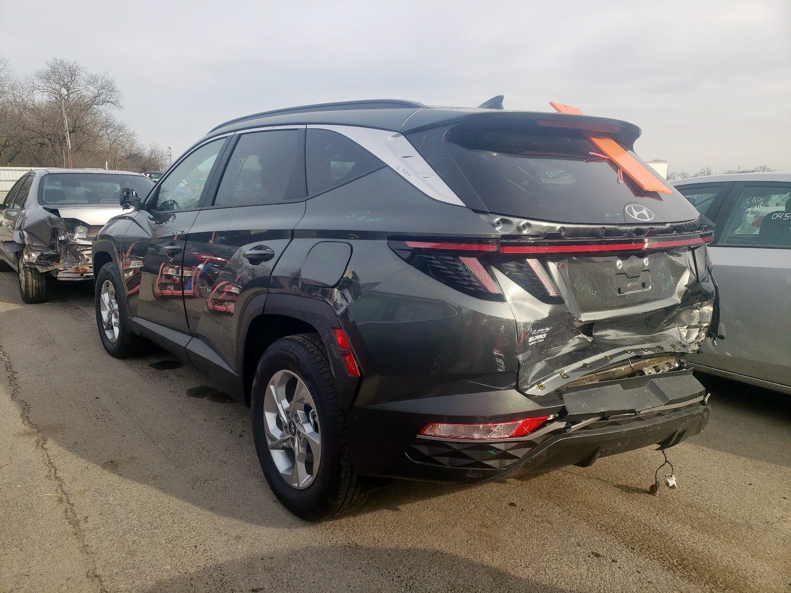 Photo 3 from auction – 2022 HYUNDAI TUCSON SEL with VIN 5NMJBCAE8NH044409