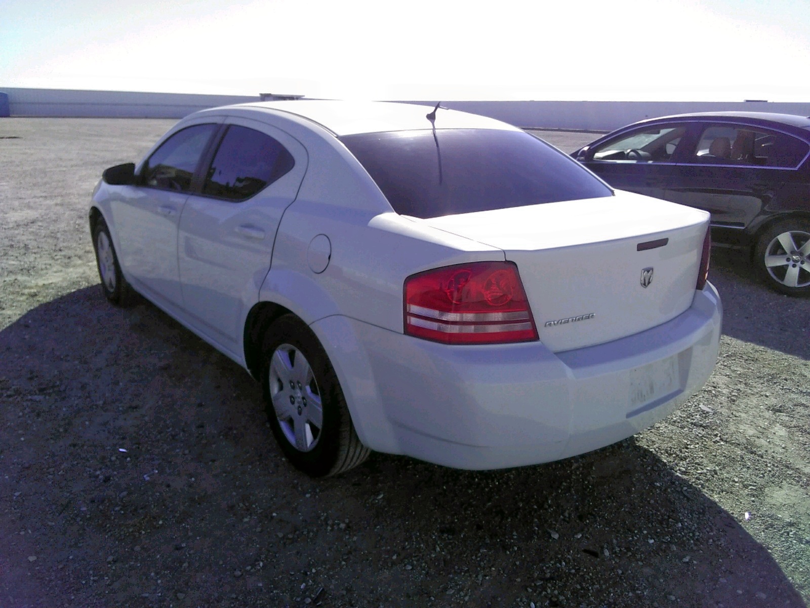 Photo 3 from auction – 2008 DODGE AVENGER SE with VIN 1B3LC46K48N657095
