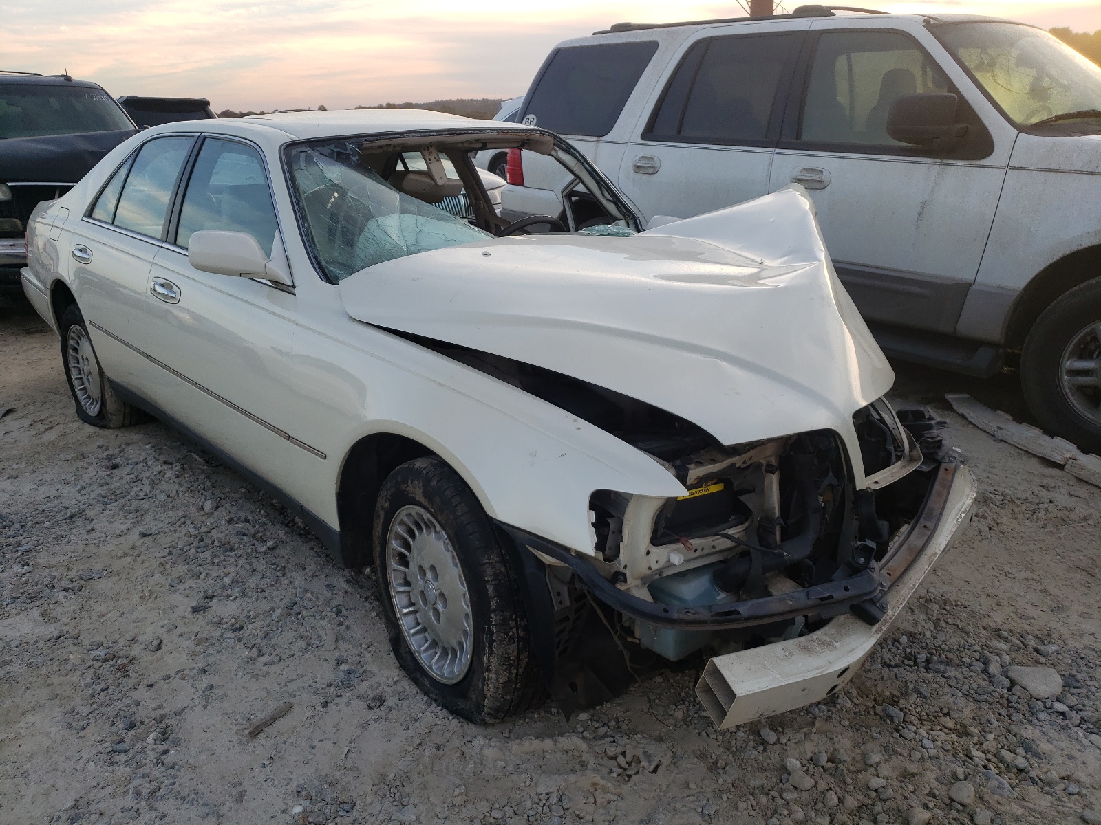 INFINITI Q45 BASE 1998 with VIN JNKBY31A8WM404609 - Photo from auction