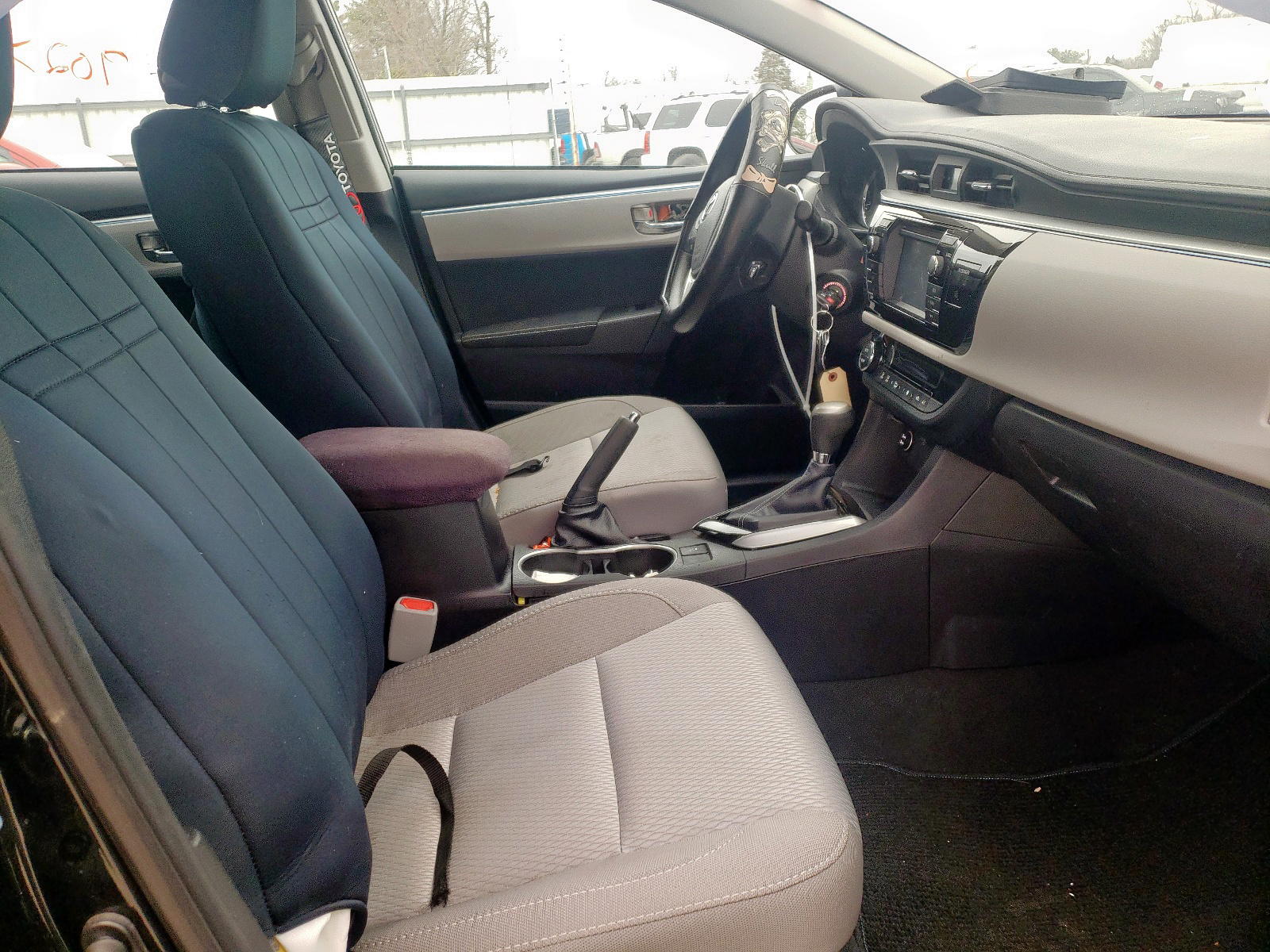Photo 5 from auction – 2015 TOYOTA COROLLA L with VIN 2T1BURHEXFC476014