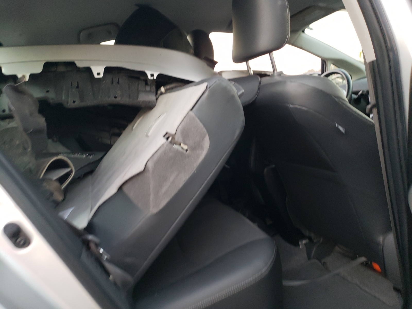 Foto 6 de la subasta – 2014 TOYOTA PRIUS con VIN JTDKN3DP6E3049356