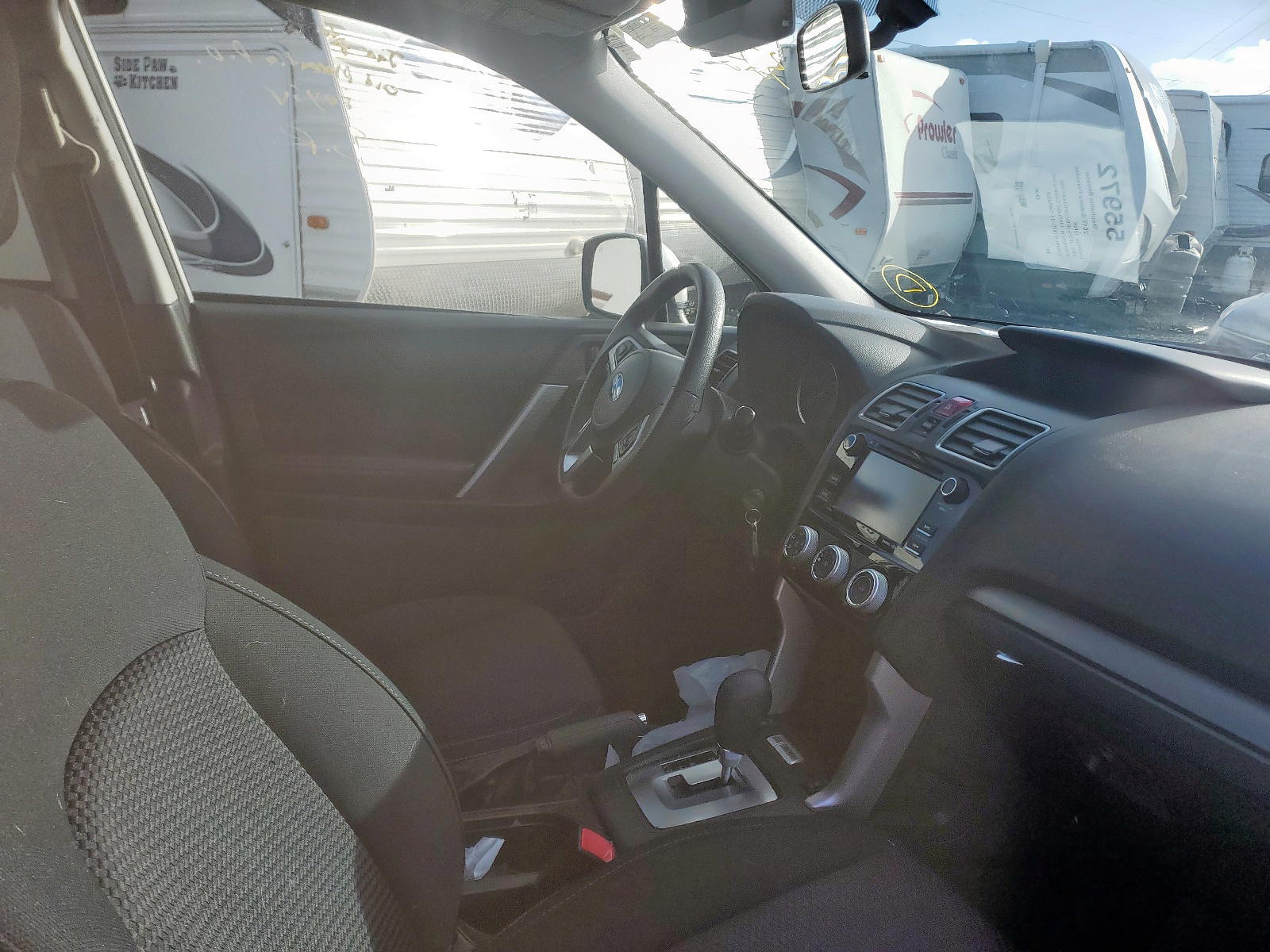Photo 5 from auction – 2017 SUBARU FORESTER 2 with VIN JF2SJEBC0HH441393