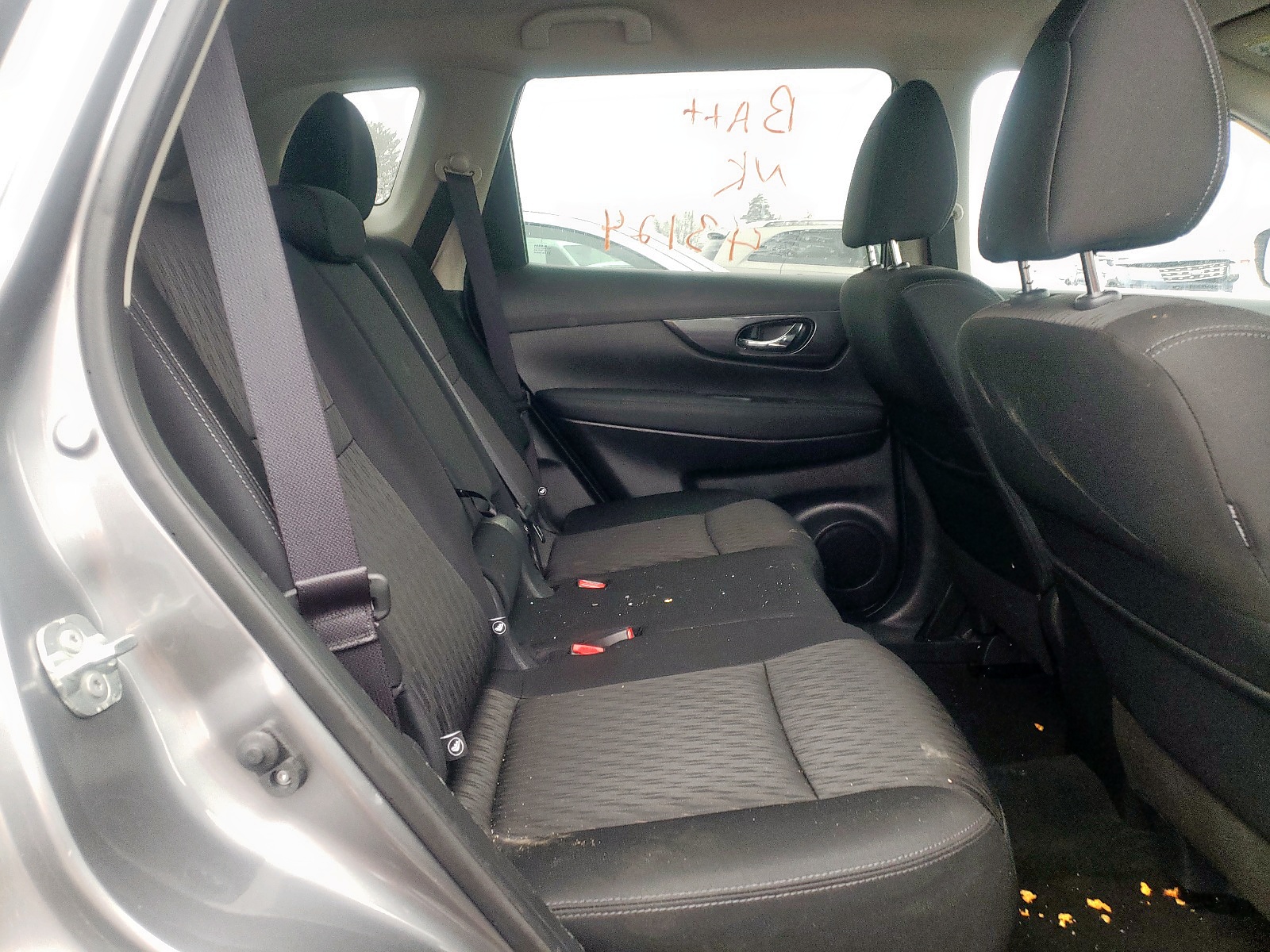 Photo 6 from auction – 2018 NISSAN ROGUE S with VIN KNMAT2MV1JP526238