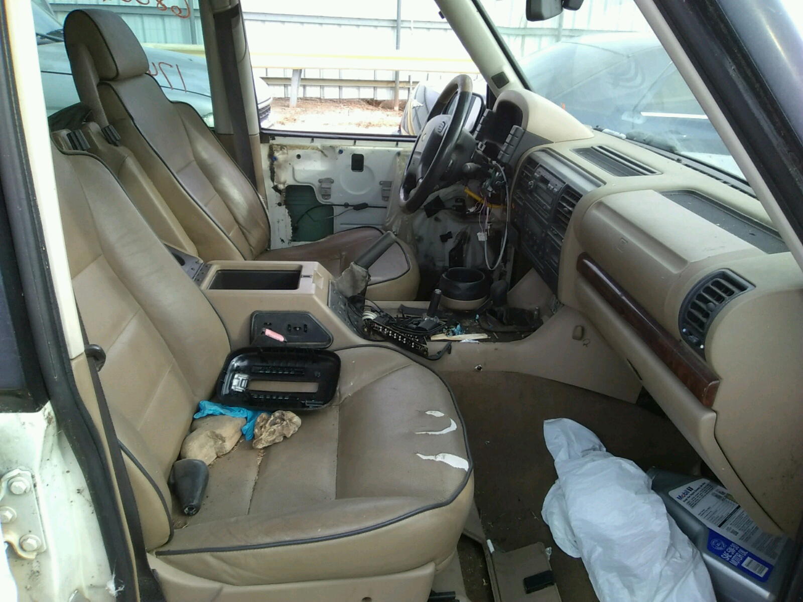 Photo 5 from auction – 2002 LAND ROVER DISCOVERY with VIN SALTY12492A752376