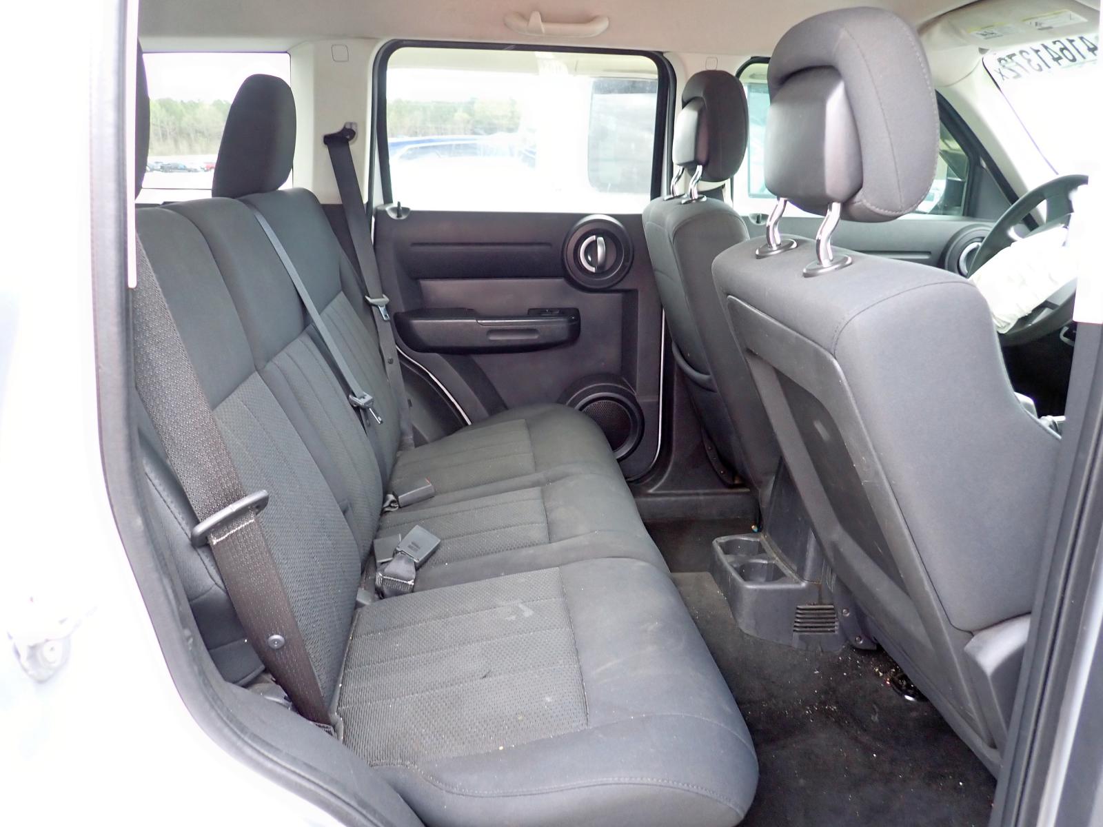 Photo 6 from auction – 2011 DODGE NITRO HEAT with VIN 1D4PT4GK1BW600212
