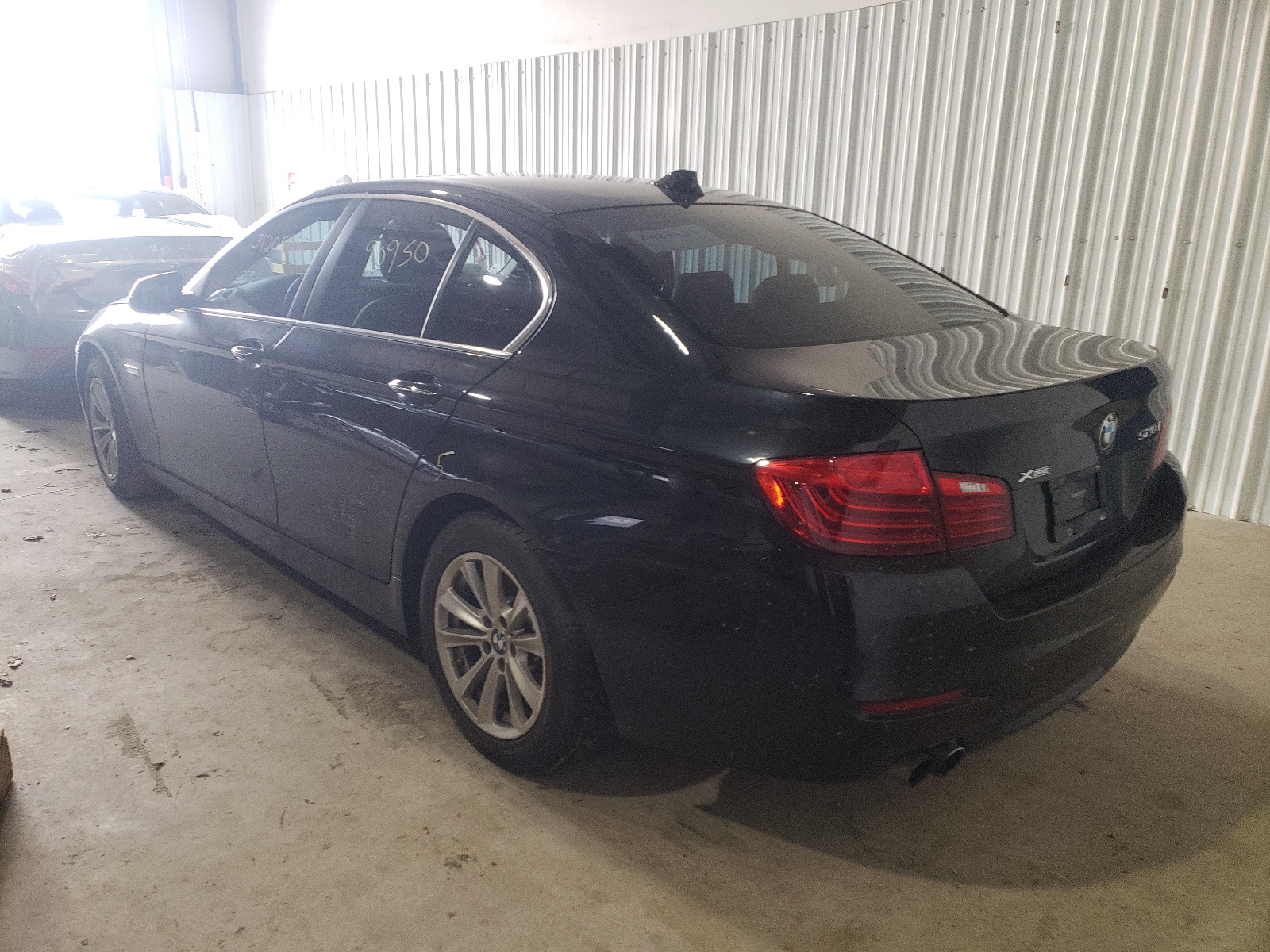 صورة رقم 3 من المزاد - 2016 BMW 528 XI مع VIN WBA5A7C5XGG148013