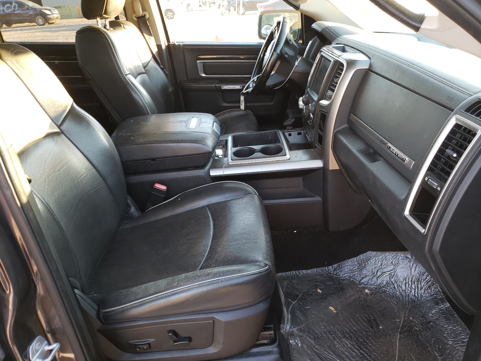 Photo 5 from auction – 2014 RAM 1500 LONGH with VIN 1C6RR7PM7ES431694