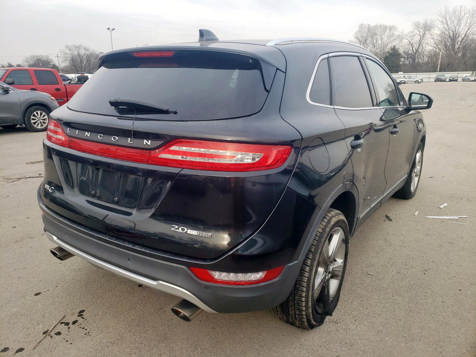 Photo 4 from auction – 2015 LINCOLN MKC with VIN 5LMCJ1A92FUJ45712
