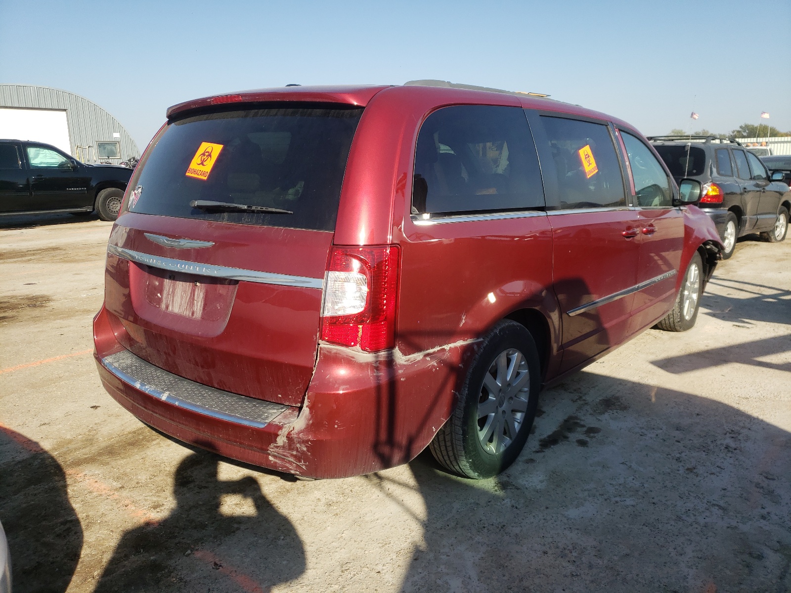 Photo 4 from auction – 2013 CHRYSLER TOWN & COU with VIN 2C4RC1BG2DR805864