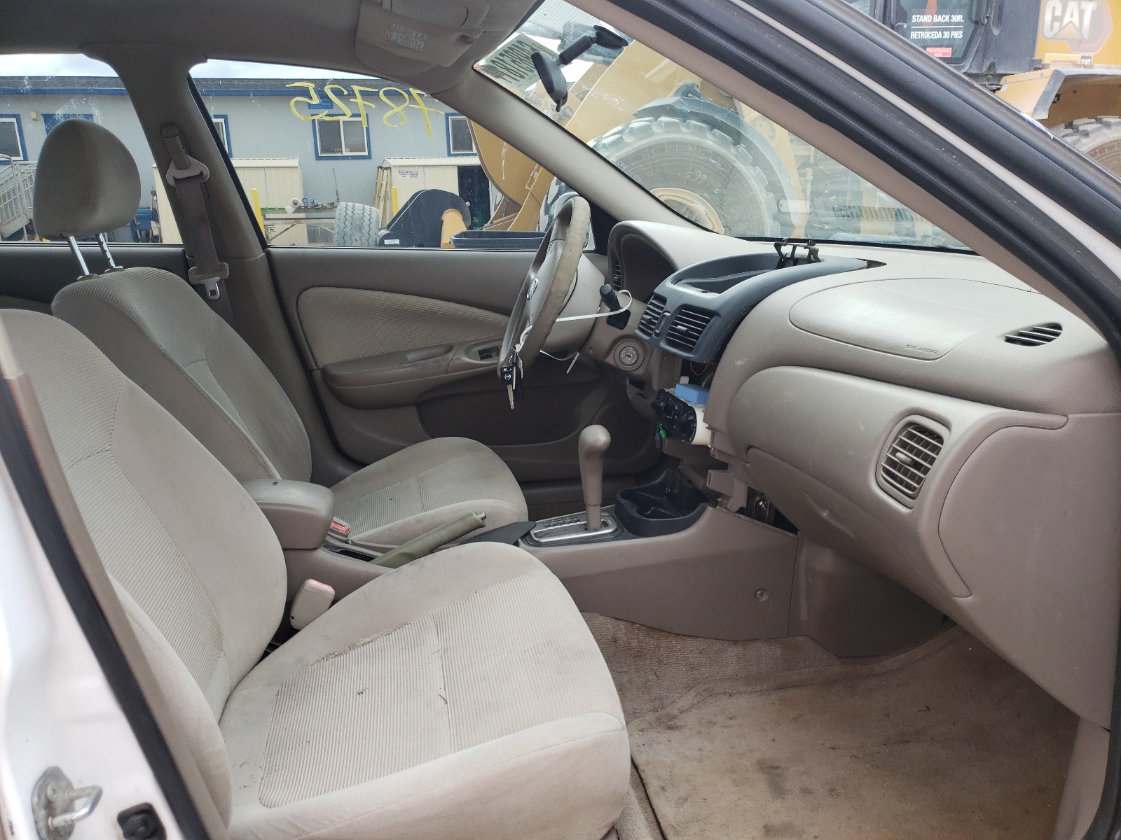 Photo 5 from auction – 2005 NISSAN SENTRA 1.8 with VIN 3N1CB51D85L573294