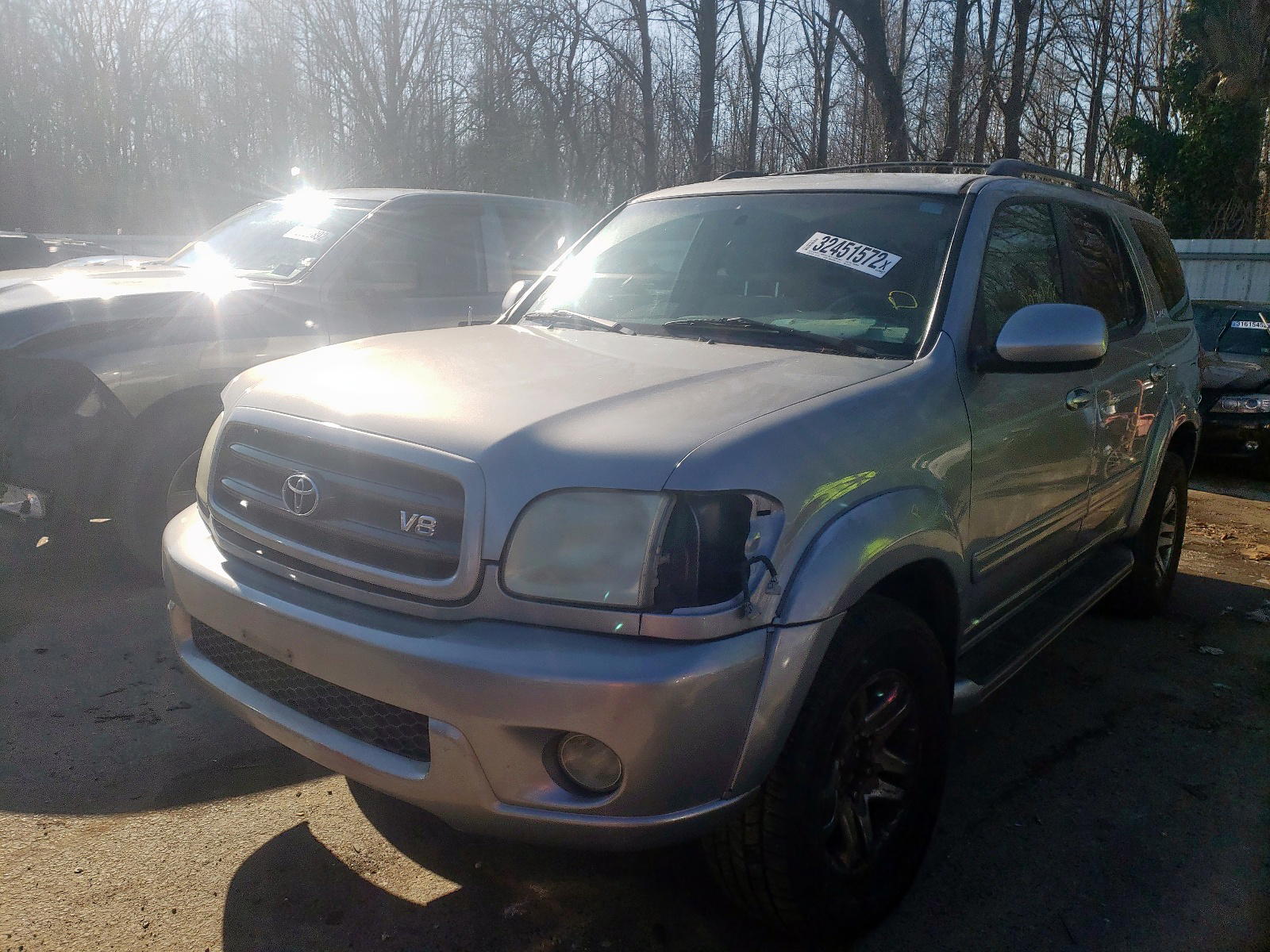 Photo 12 from auction – 2004 TOYOTA SEQUOIA SR with VIN 5TDBT44A34S221573