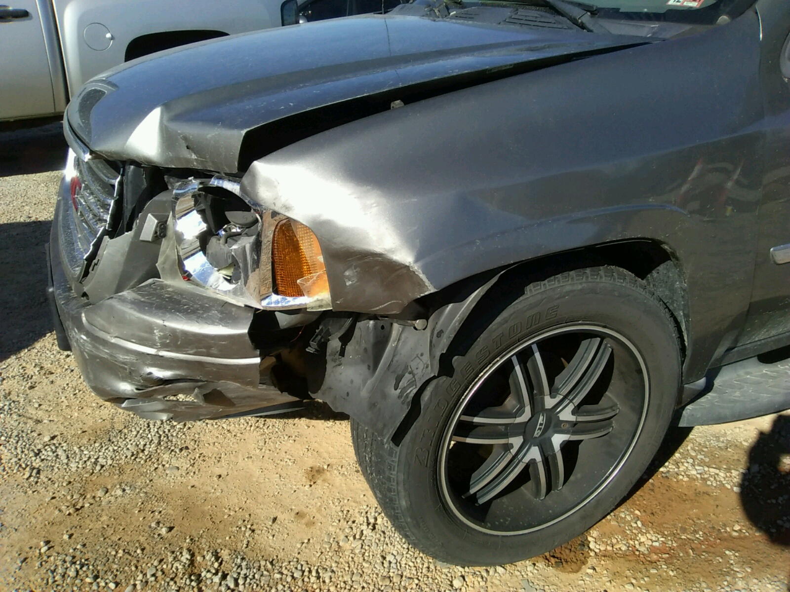 Photo 9 from auction – 2008 GMC ENVOY with VIN 1GKDT13S582160617