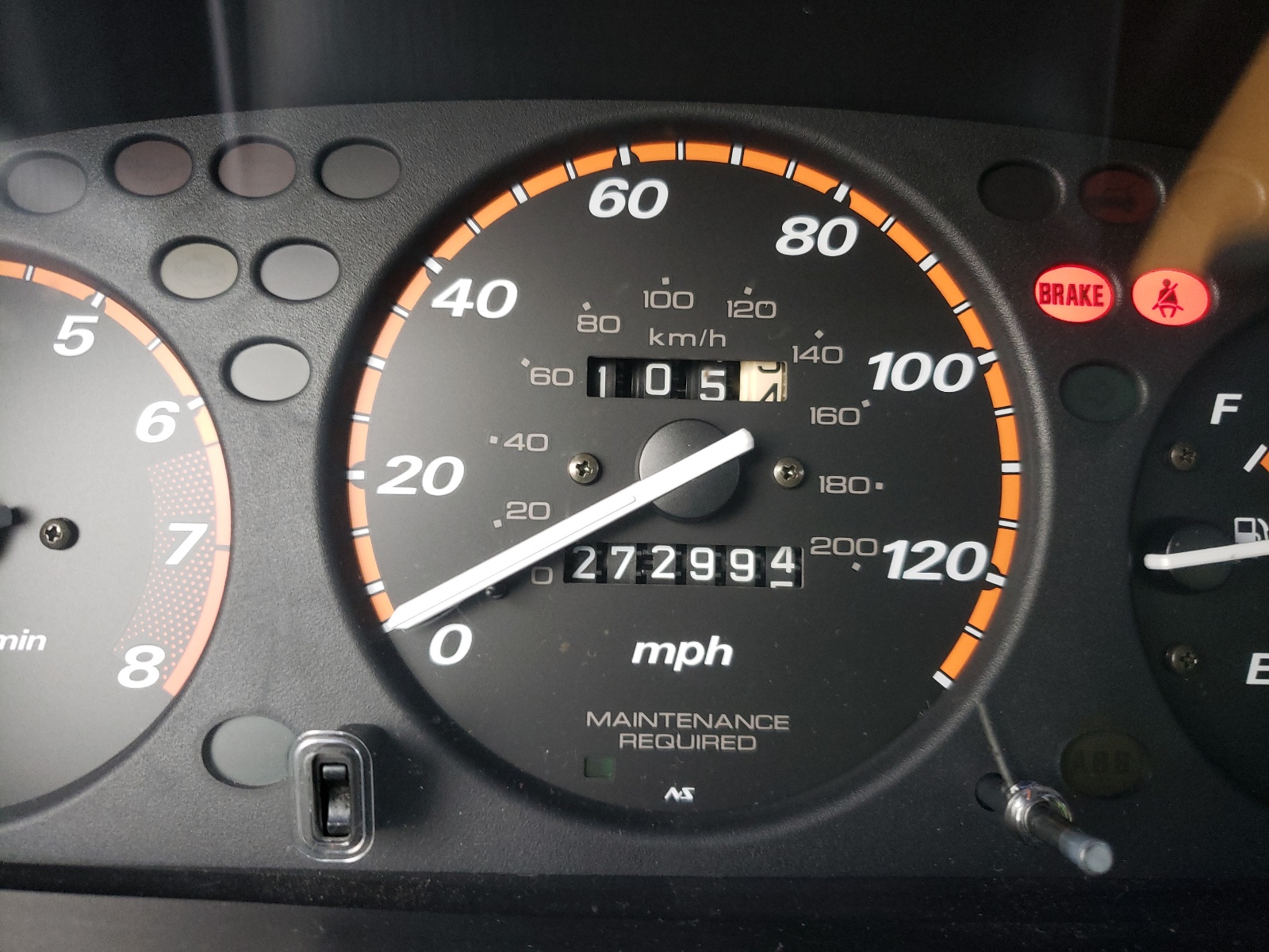 Photo 8 from auction – 1998 HONDA CR-V EX with VIN JHLRD1869WC040310