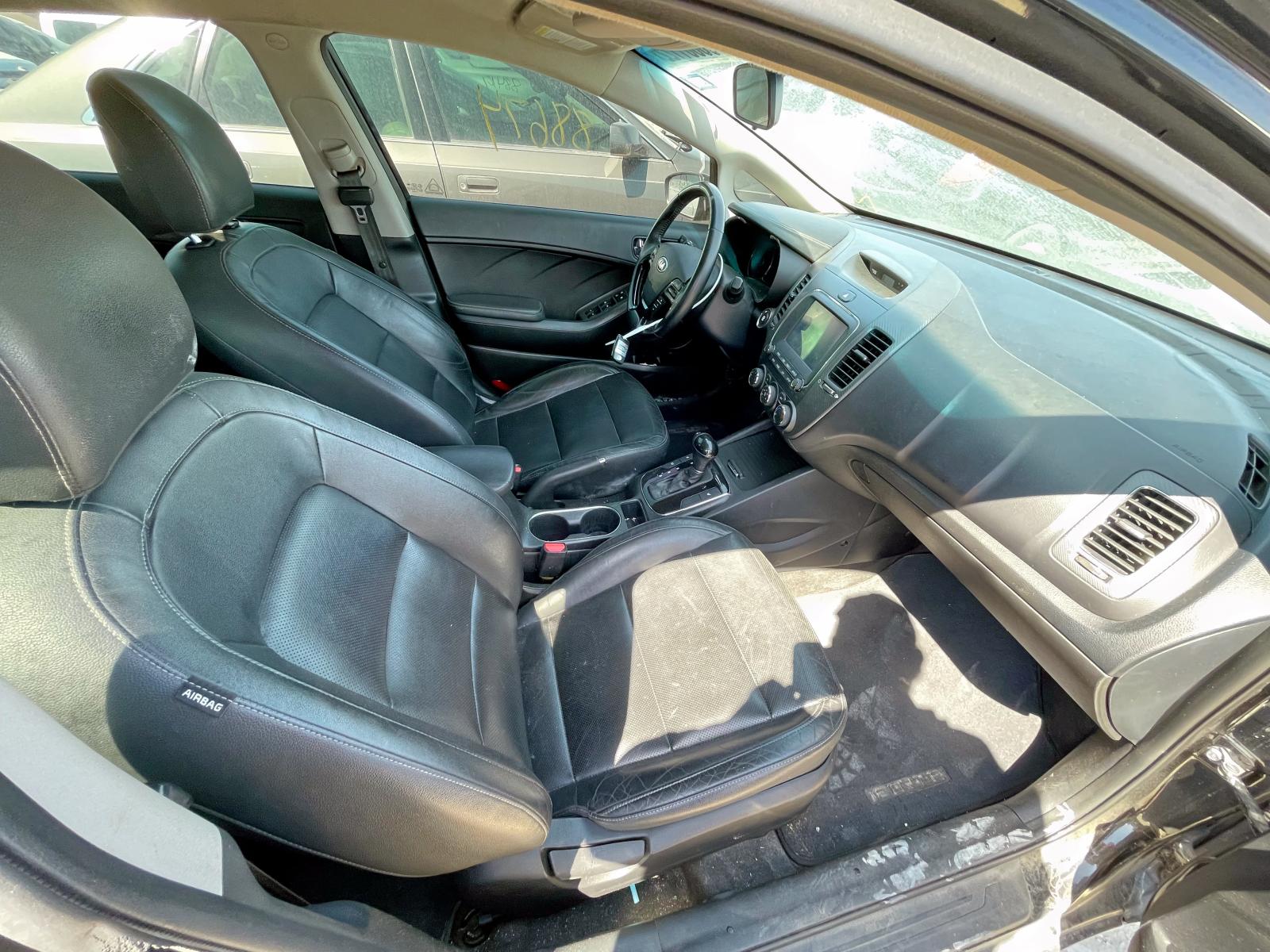Photo 5 from auction – 2017 KIA FORTE EX with VIN KNAFX5A80H5707148