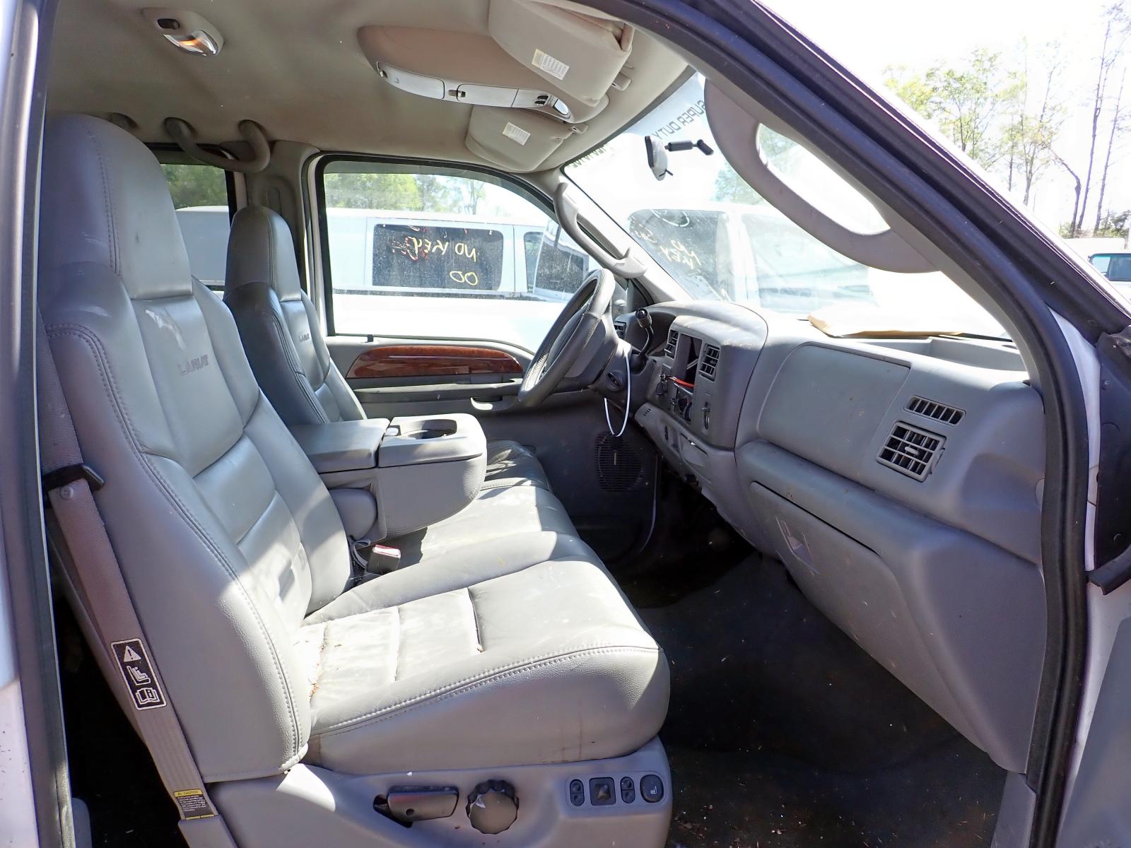 Photo 5 from auction – 2004 FORD F250 SUPER with VIN 1FTNW21P64EA26316