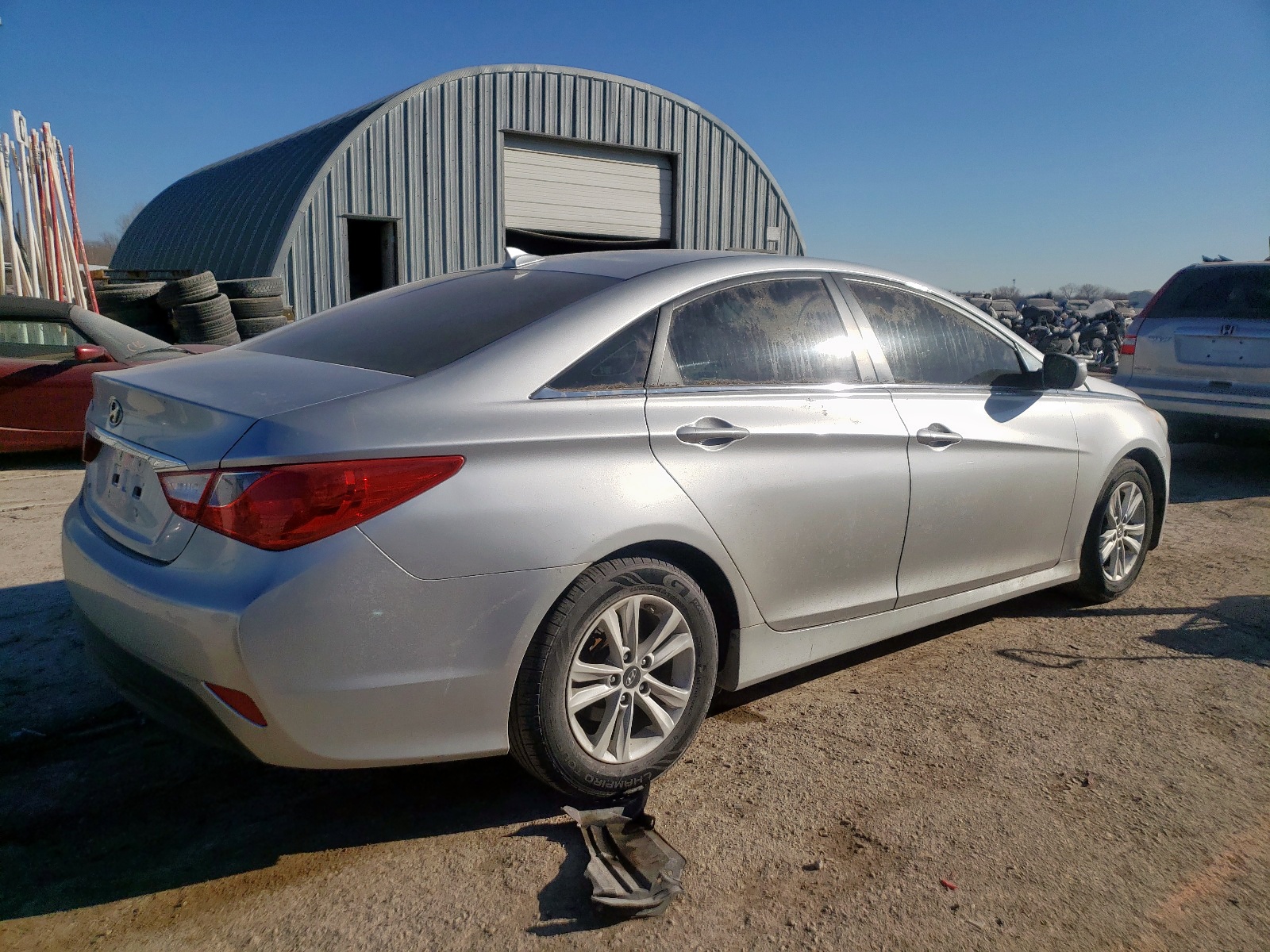 Photo 4 from auction – 2014 HYUNDAI SONATA GLS with VIN 5NPEB4AC2EH863702
