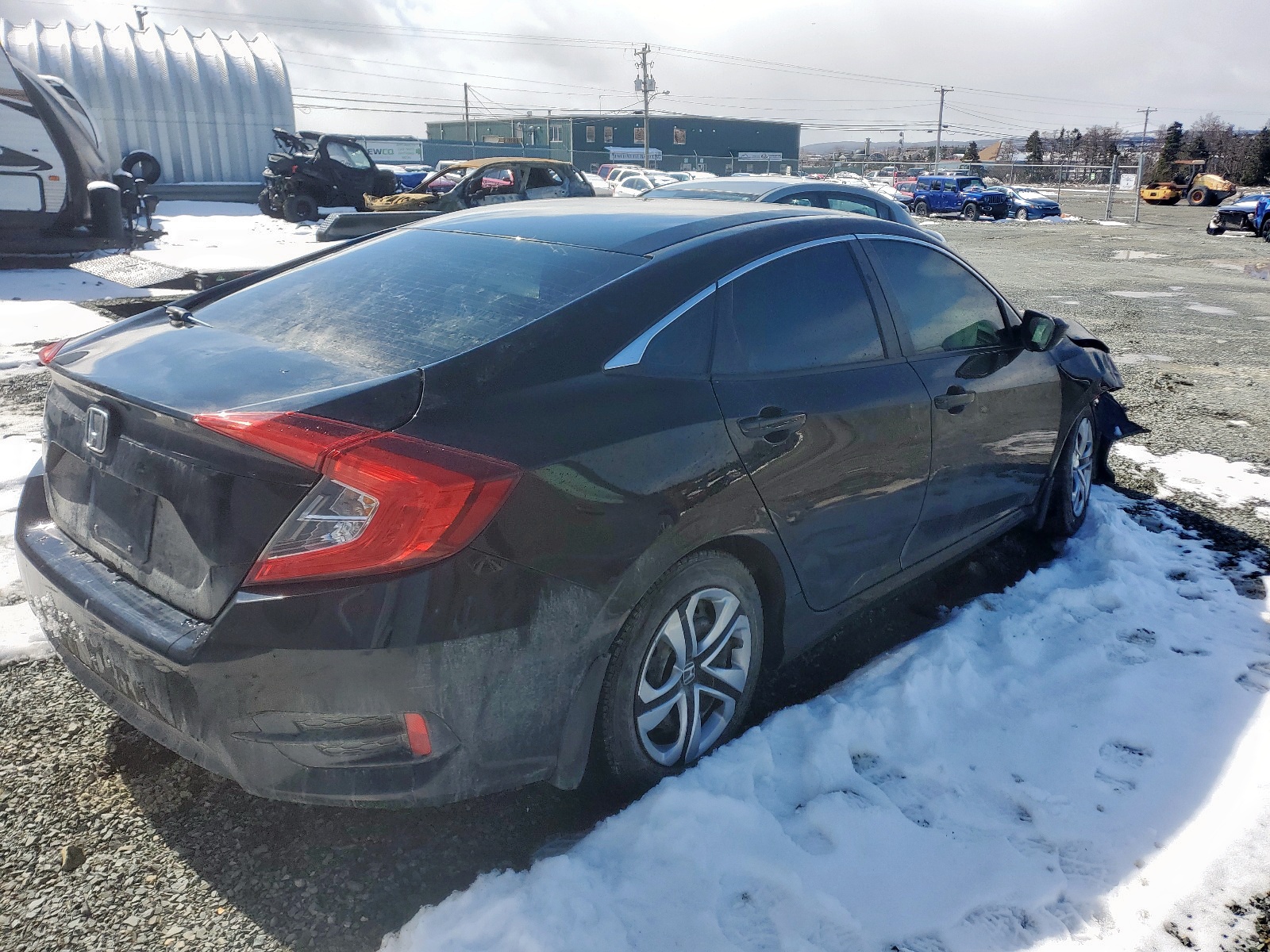 Photo 4 from auction – 2016 HONDA CIVIC LX with VIN 2HGFC2F5XGH003270