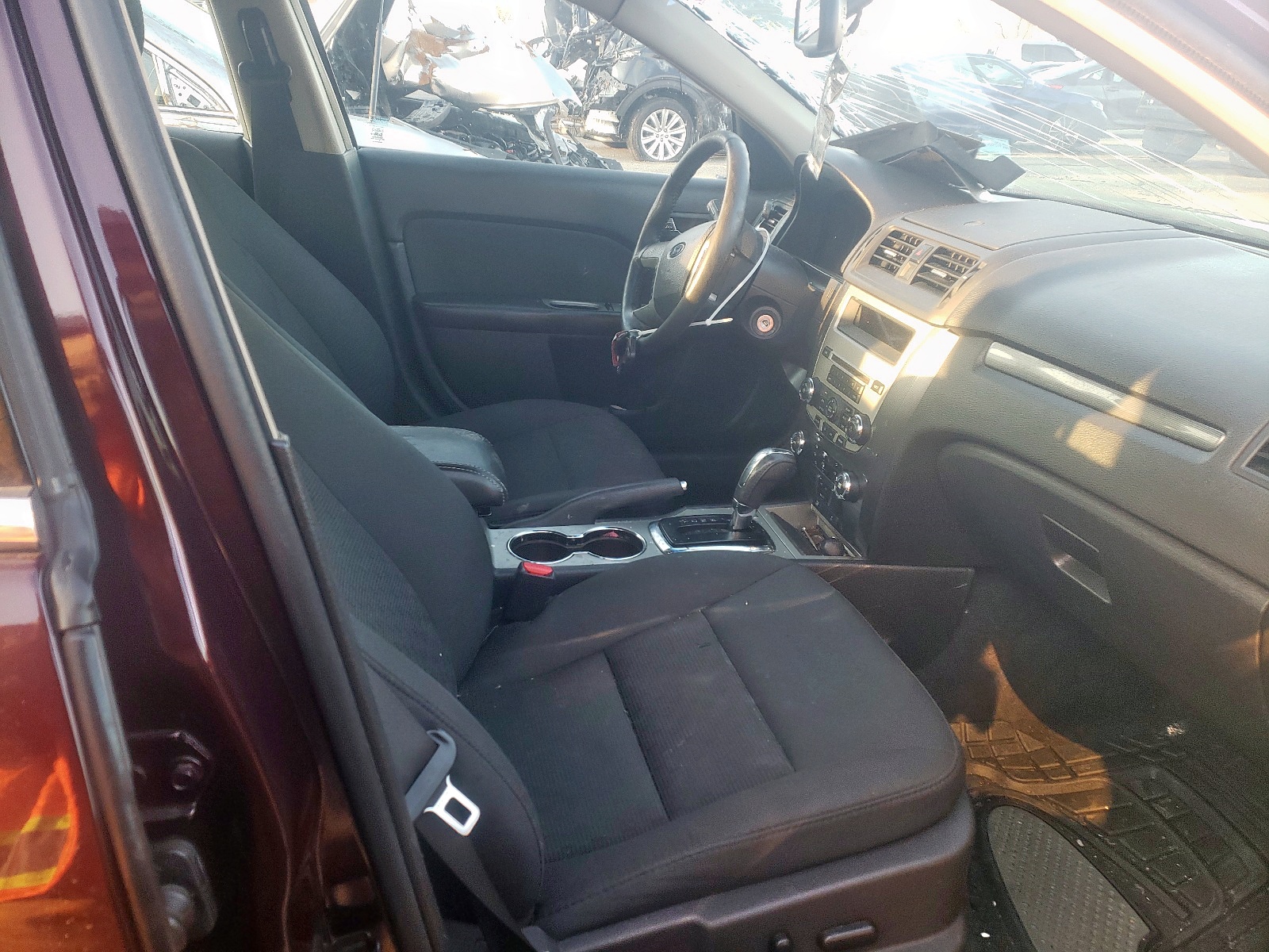 Photo 5 from auction – 2011 FORD FUSION SEL with VIN 3FAHP0JA4BR236861