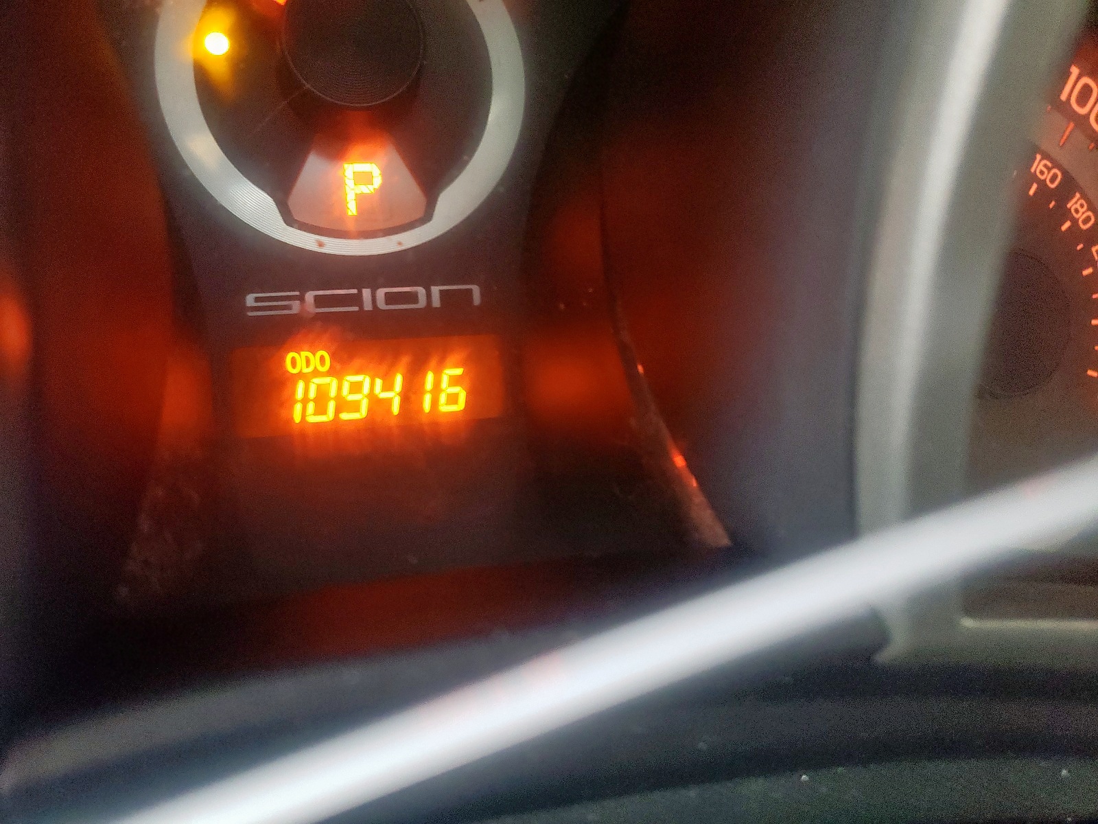 Photo 8 from auction – 2012 TOYOTA SCION TC with VIN JTKJF5C79C3034068
