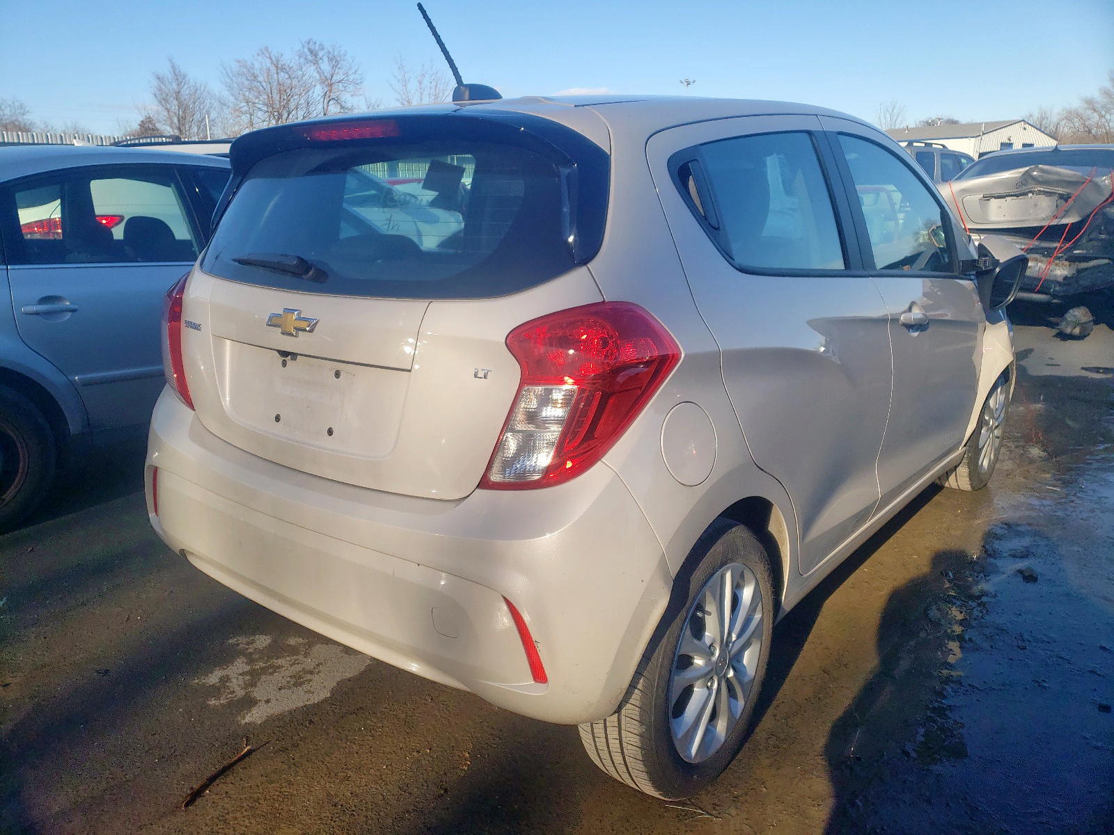 Photo 4 from auction – 2021 CHEVROLET SPARK 1LT with VIN KL8CD6SA5MC749447