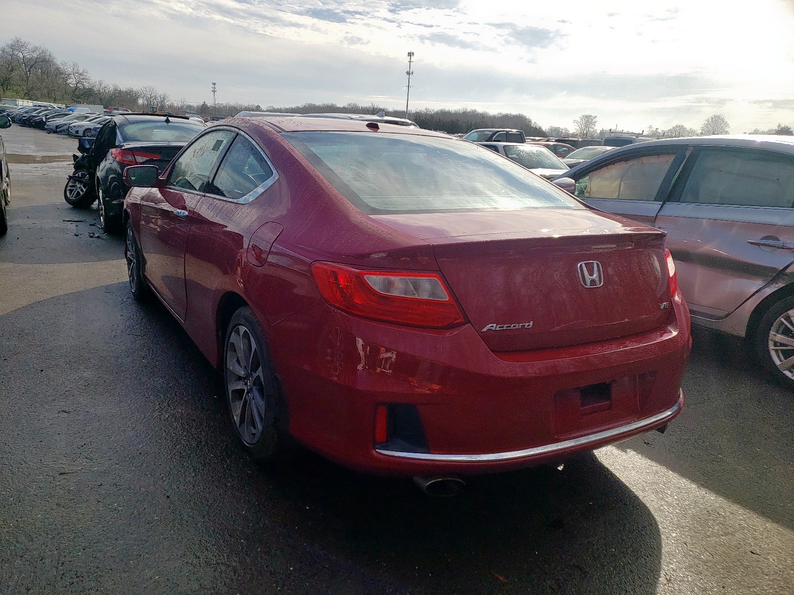 Photo 3 from auction – 2015 HONDA ACCORD EXL with VIN 1HGCT2A81FA004034