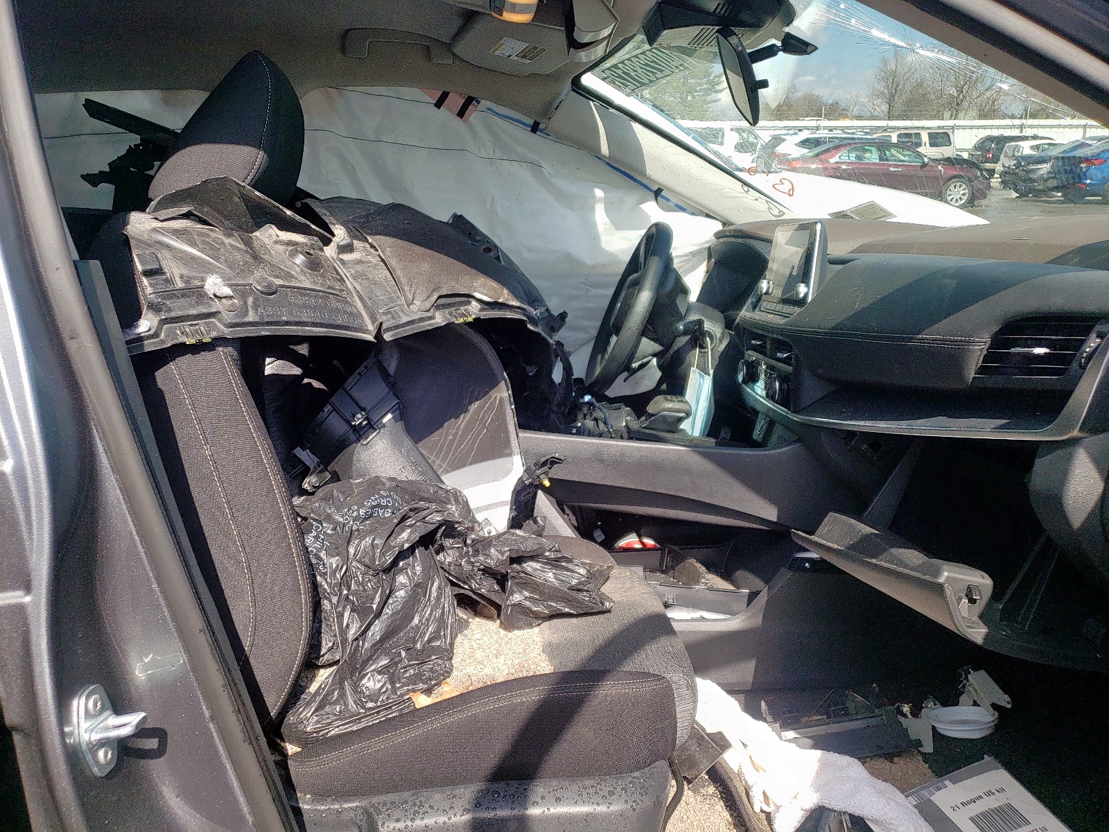 Photo 5 from auction – 2021 NISSAN ROGUE S with VIN 5N1AT3AB7MC767082