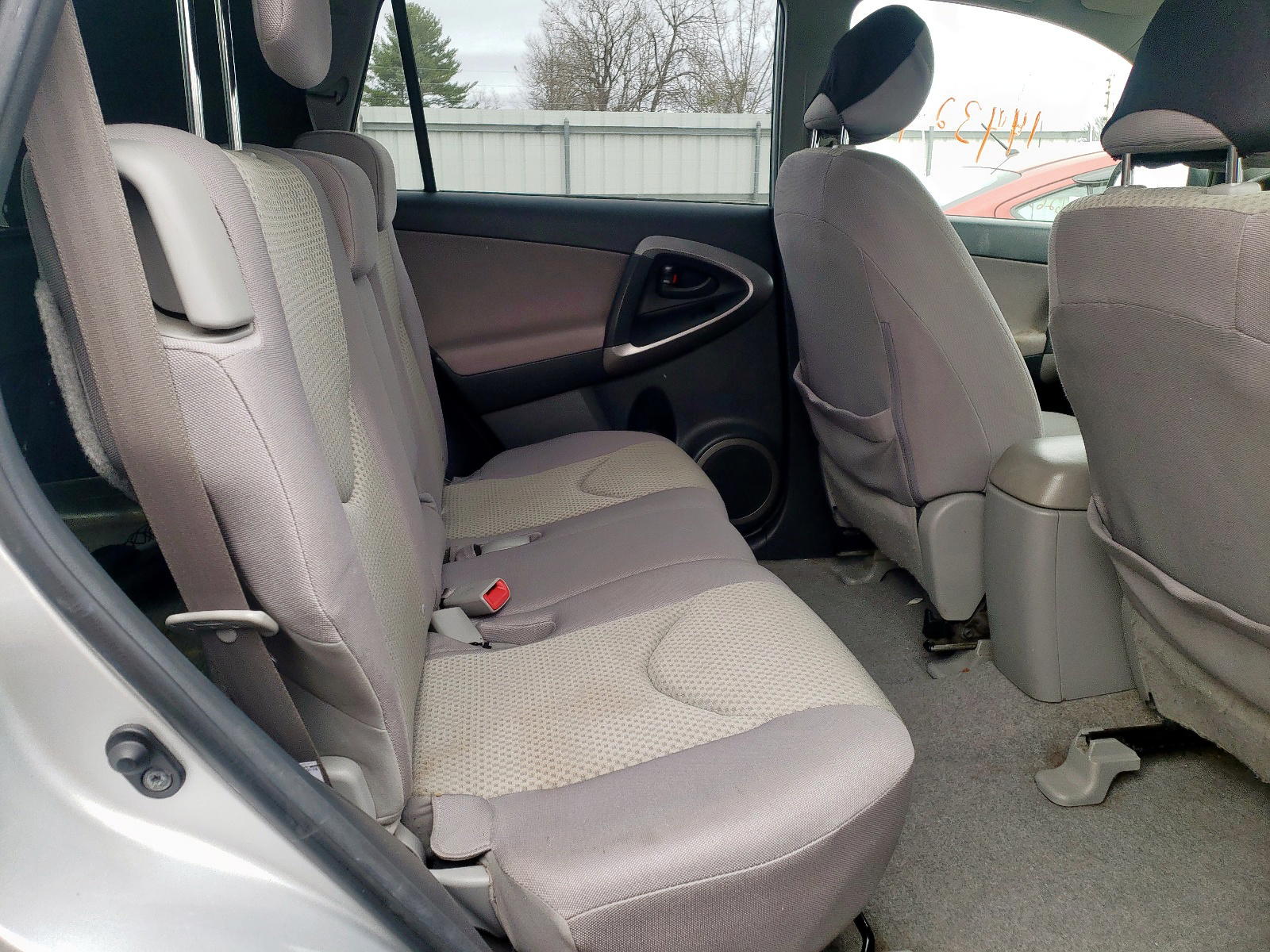 Photo 6 from auction – 2008 TOYOTA RAV4 with VIN JTMBD33V486084290
