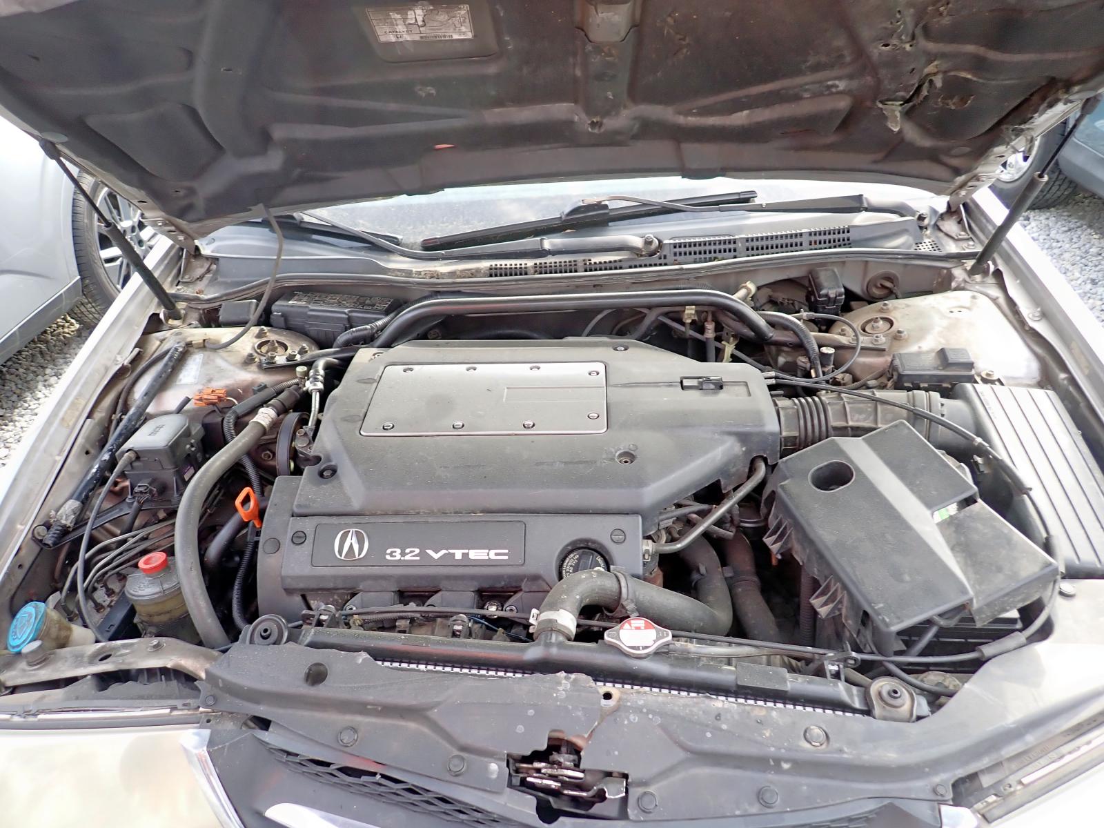Photo 7 from auction – 2002 ACURA 3.2TL with VIN 19UUA56642A008186