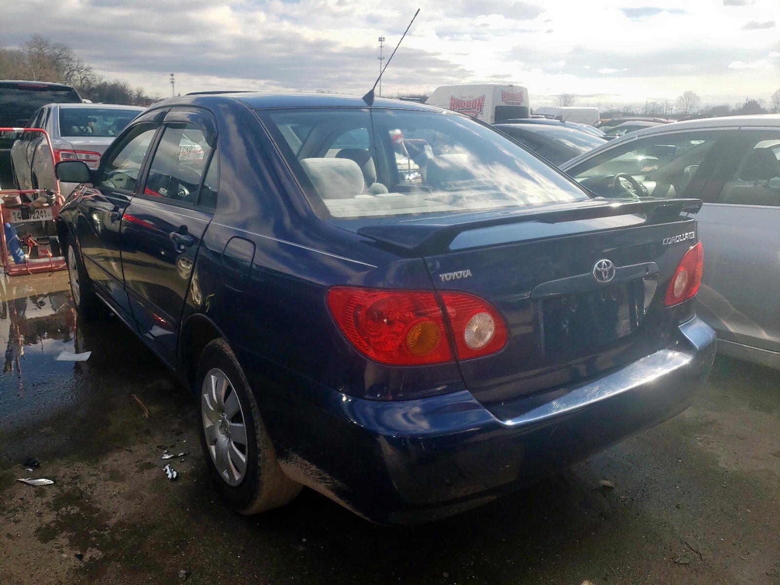 Photo 3 from auction – 2004 TOYOTA COROLLA CE with VIN 2T1BR32E14C238329