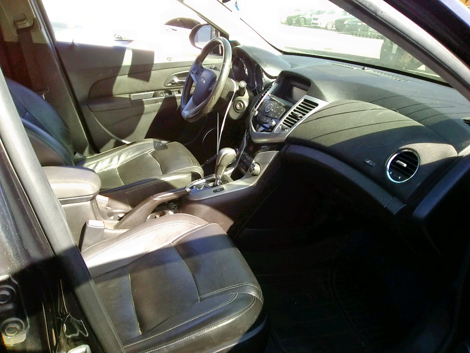 Photo 5 from auction – 2012 CHEVROLET CRUZE LT with VIN 1G1PG5SC0C7345354