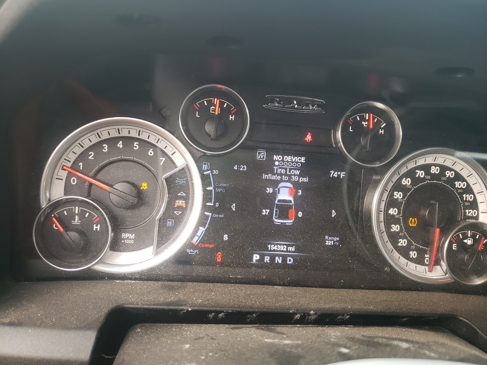 Photo 8 from auction – 2015 RAM 1500 SLT with VIN 1C6RR6LT0FS542936