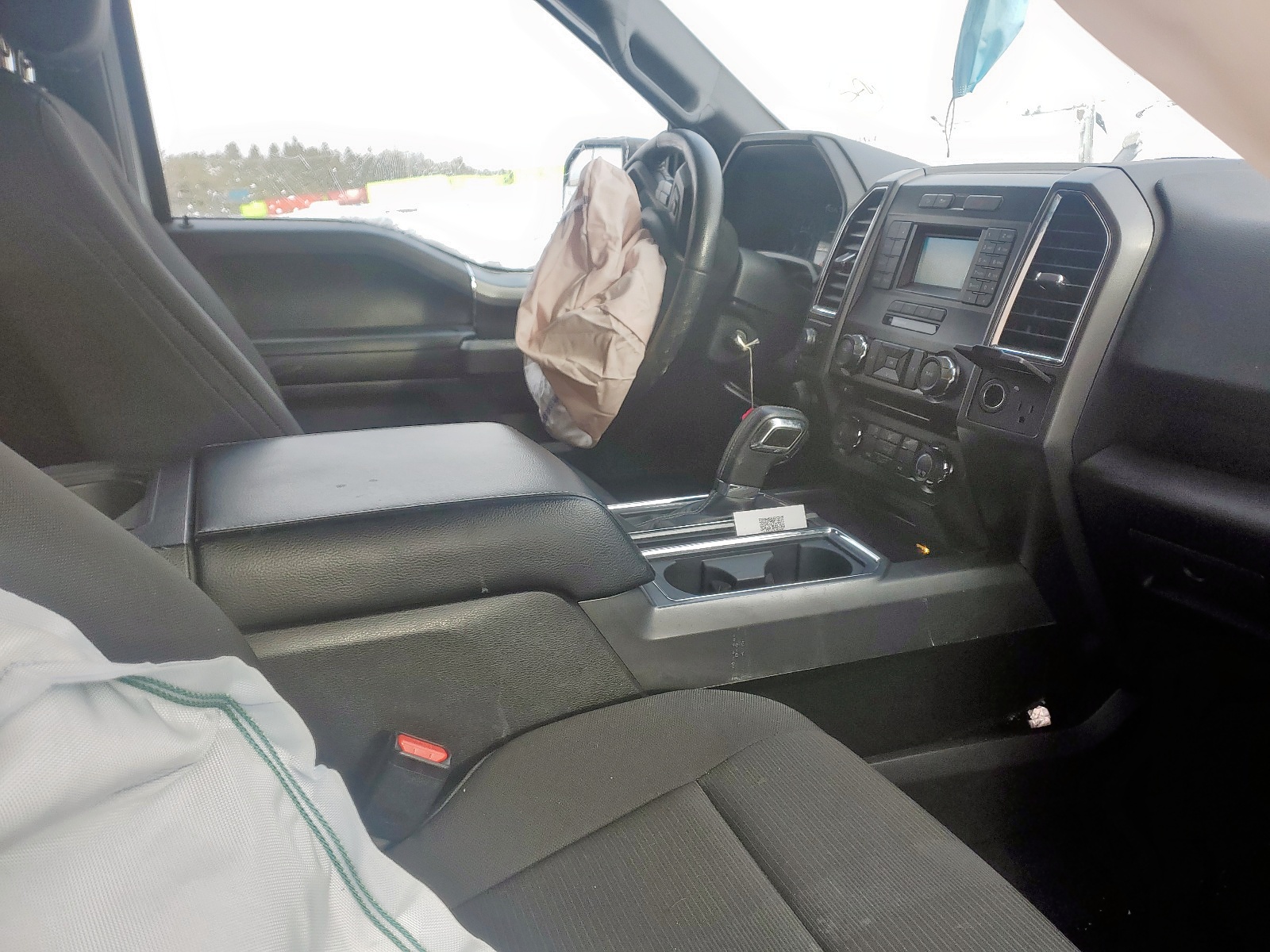 Photo 5 from auction – 2016 FORD F150 SUPER with VIN 1FTFW1EF5GFA38861