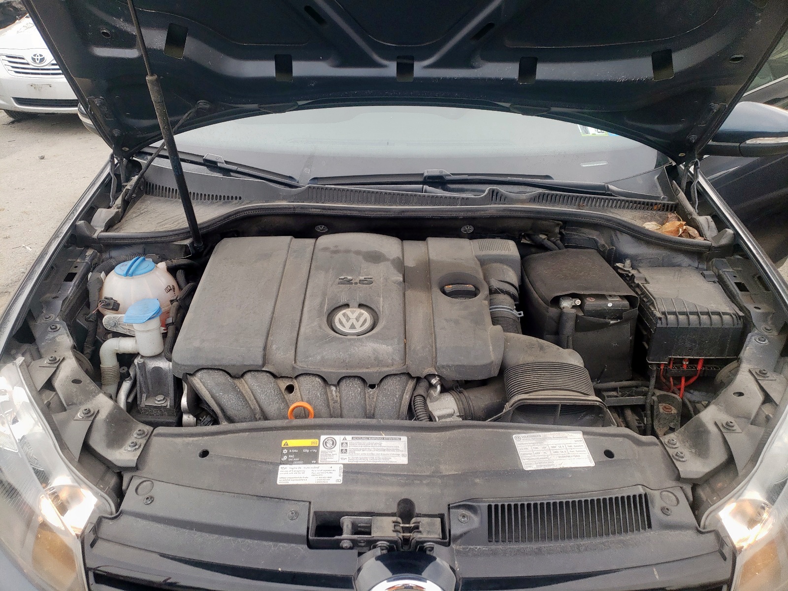 Photo 7 from auction – 2013 VOLKSWAGEN GOLF with VIN WVWDB7AJ2DW140422