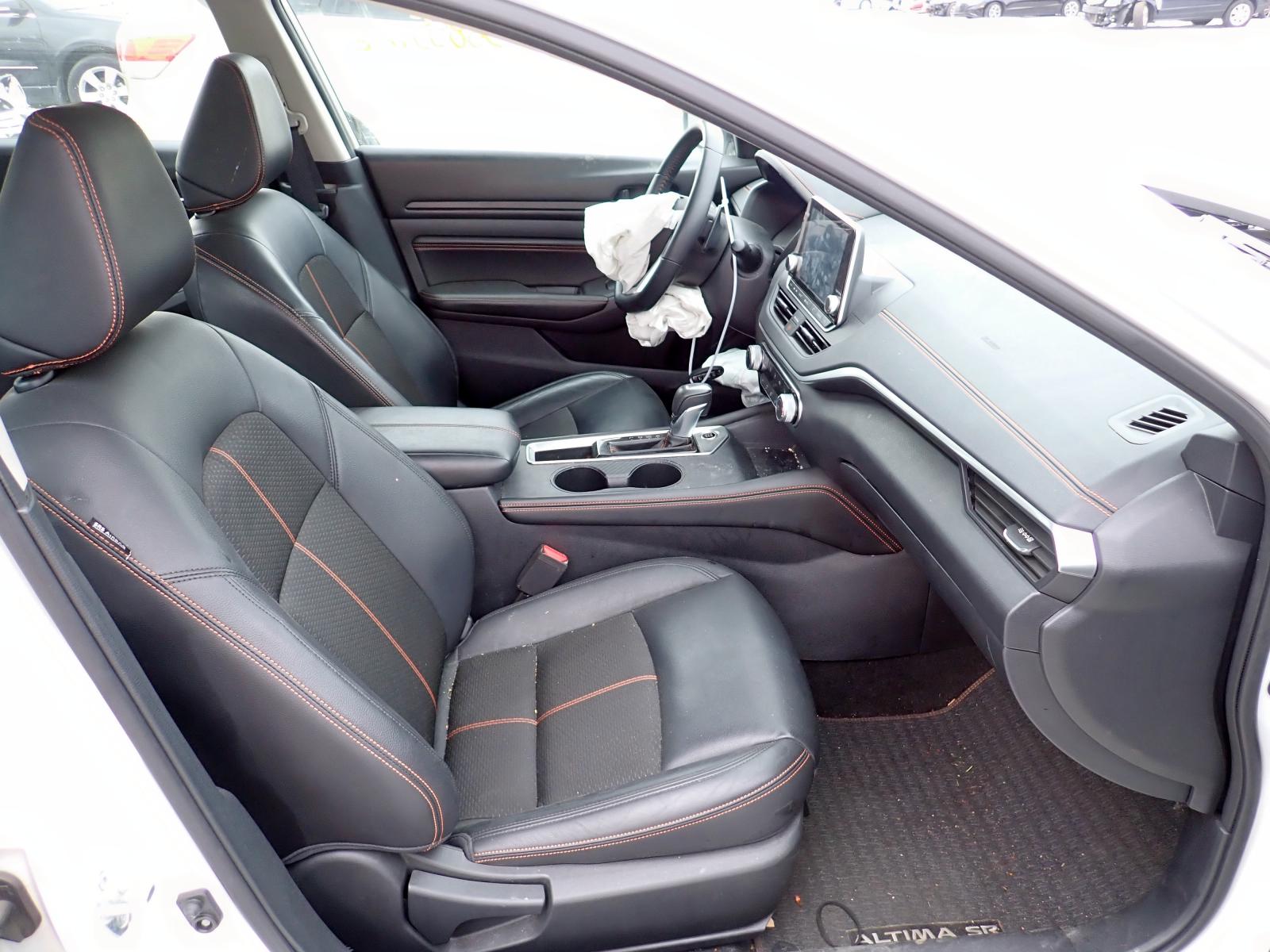 Photo 5 from auction – 2019 NISSAN ALTIMA SR with VIN 1N4BL4CV0KC114540