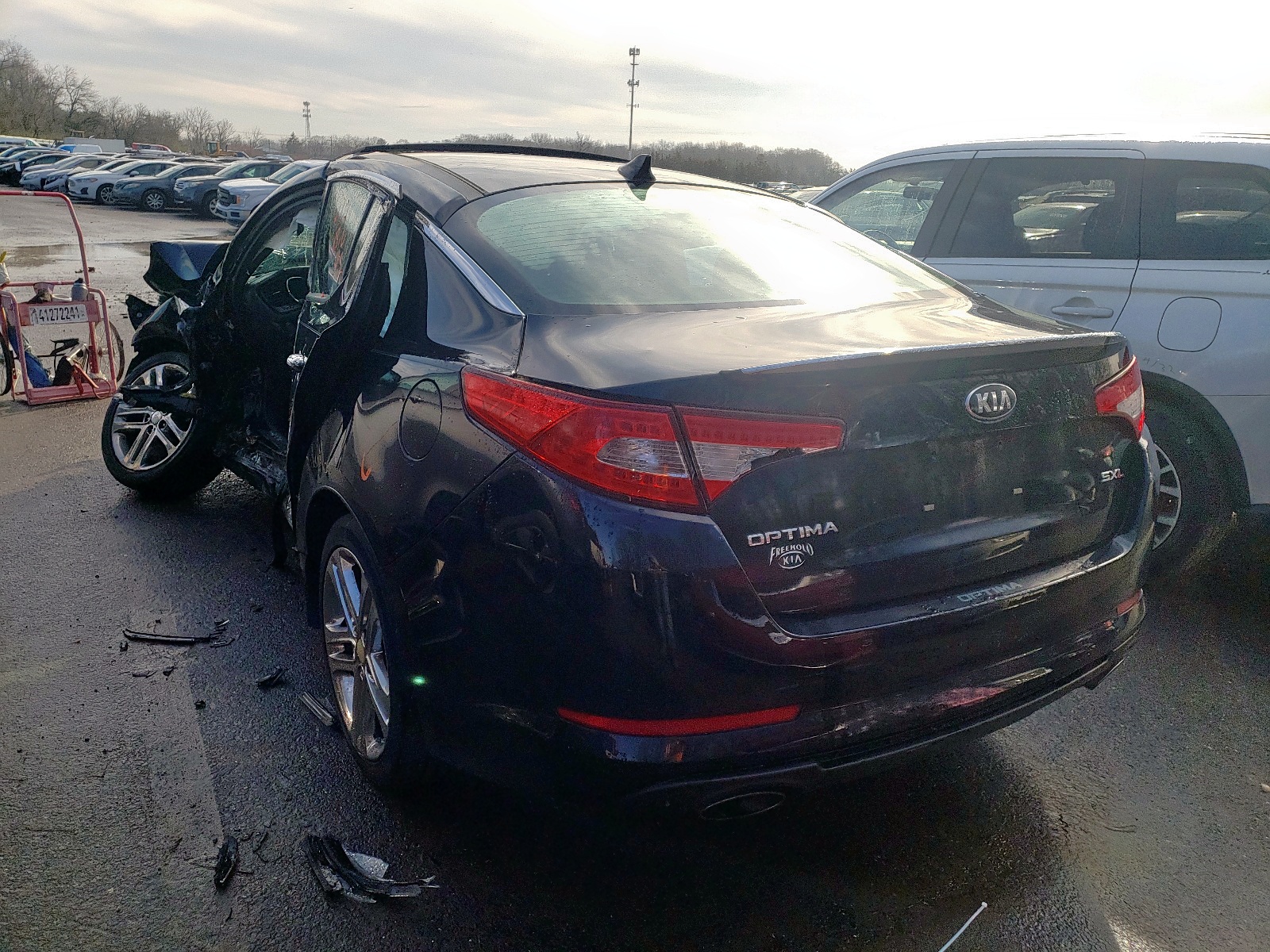 Zdjęcie 3 z aukcji – 2013 KIA OPTIMA SX z VIN 5XXGR4A68DG120972