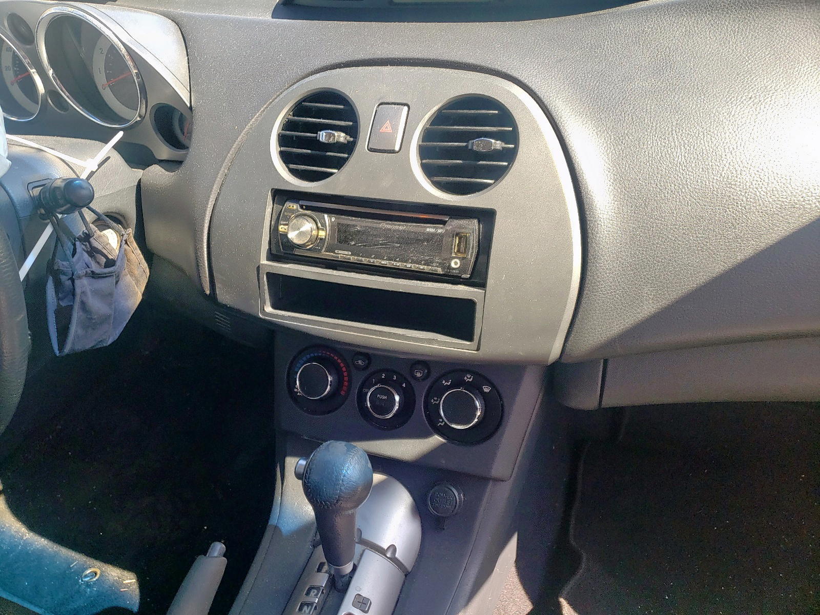 Photo 9 from auction – 2007 MITSUBISHI ECLIPSE GS with VIN 4A3AK24F27E009804