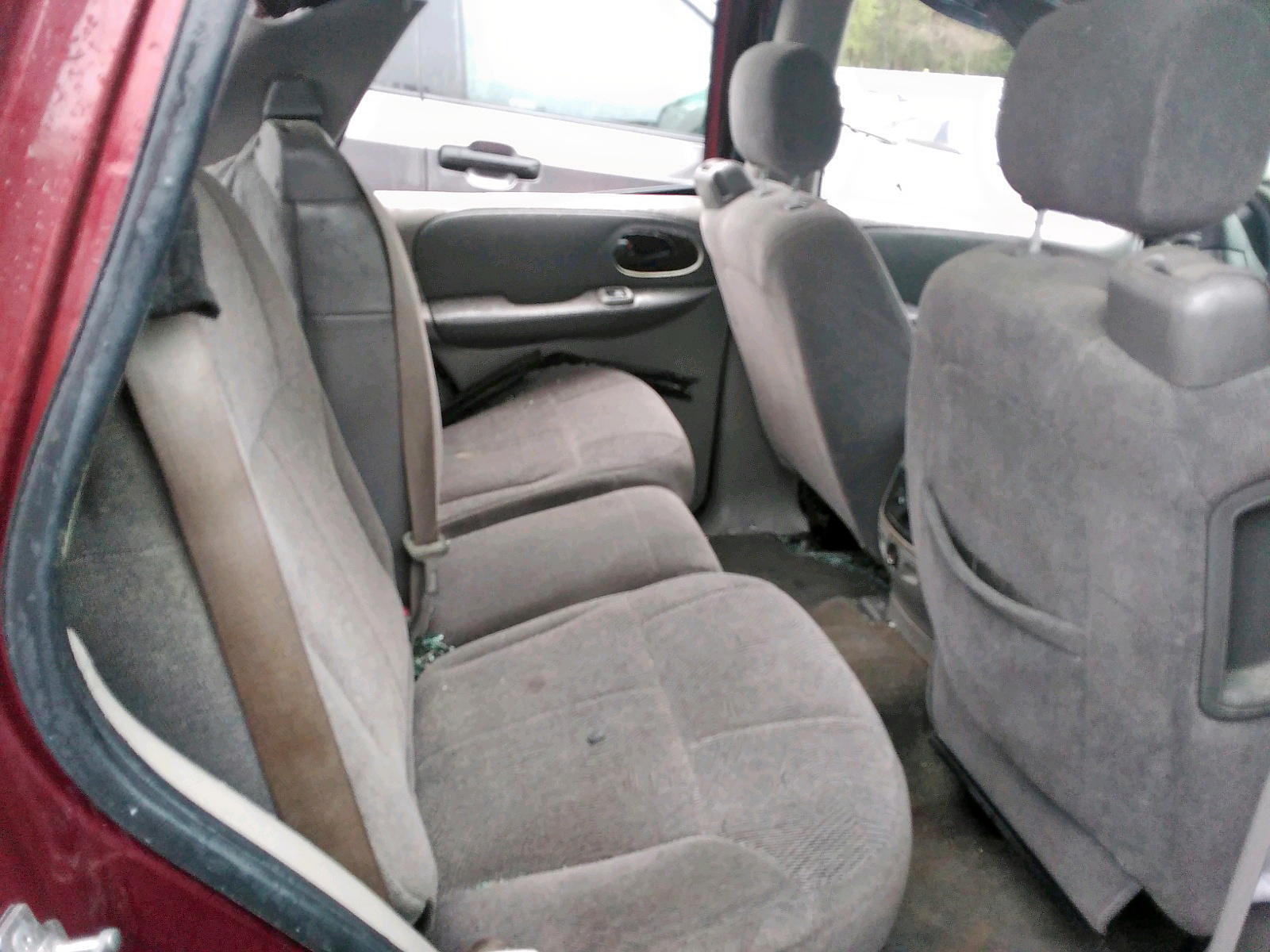 Photo 6 from auction – 2004 CHEVROLET TRAILBLAZE with VIN 1GNDS13S242391068
