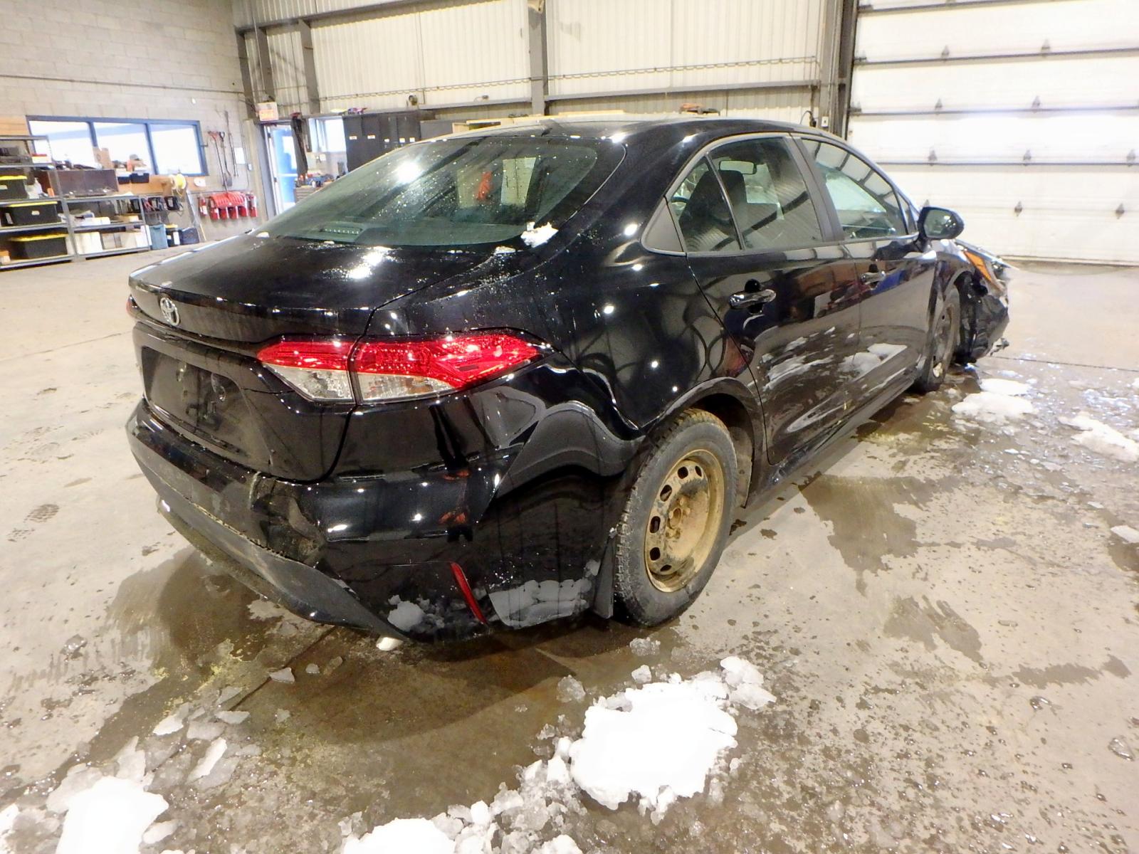 Photo 4 from auction – 2020 TOYOTA COROLLA LE with VIN 5YFBPRBE7LP030446