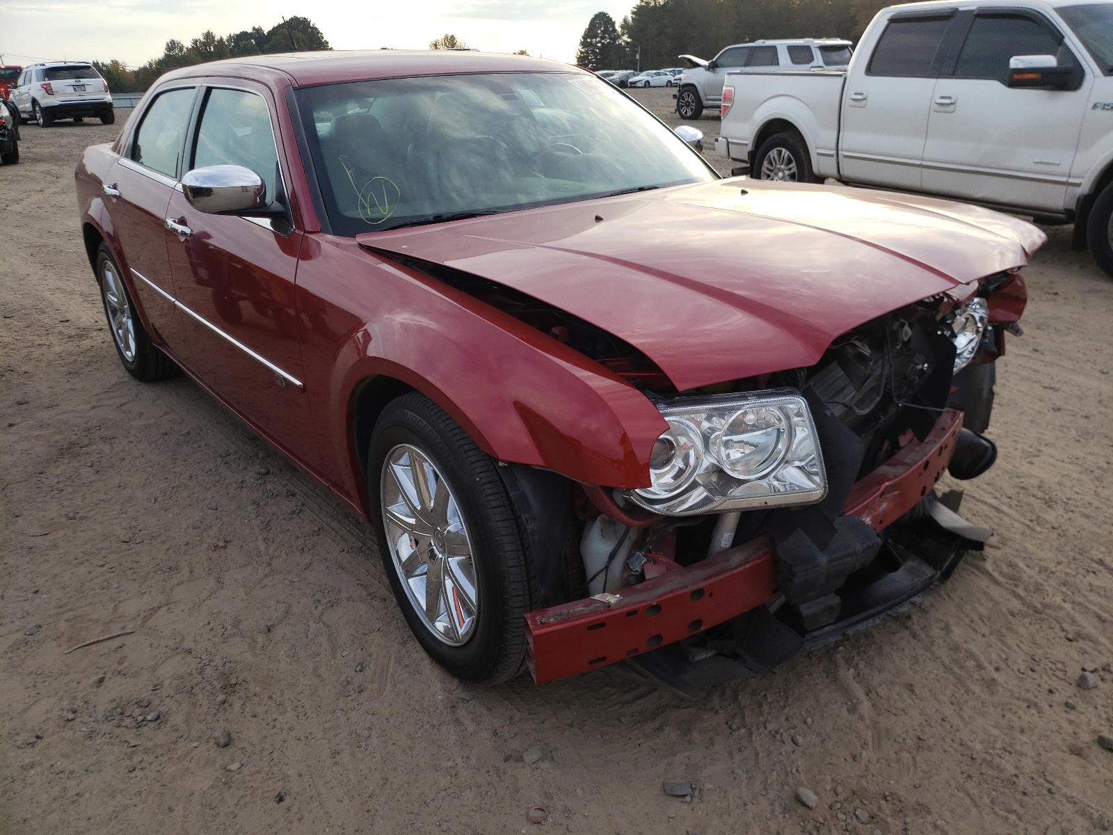 CHRYSLER 300C 2008 with VIN 2C3KA63H68H231166 - Photo from auction