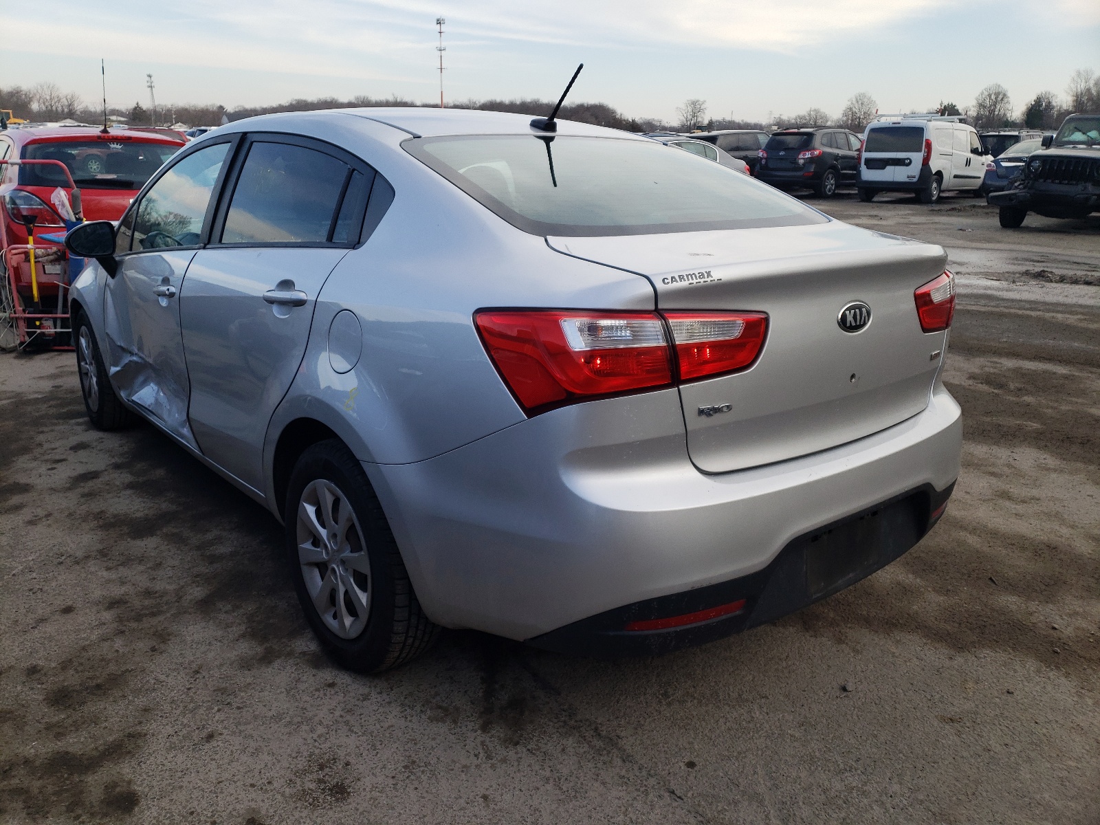 Zdjęcie 3 z aukcji – 2013 KIA RIO LX z VIN KNADM4A30D6230157