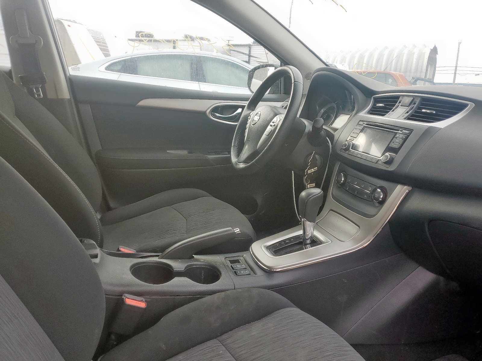 Photo 5 from auction – 2015 NISSAN SENTRA S with VIN 3N1AB7AP0FL633342