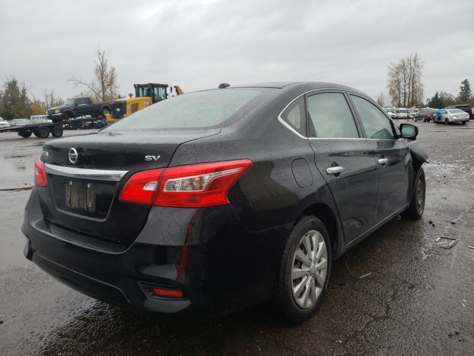 Photo 4 from auction – 2017 NISSAN SENTRA S with VIN 3N1AB7AP0HY358089