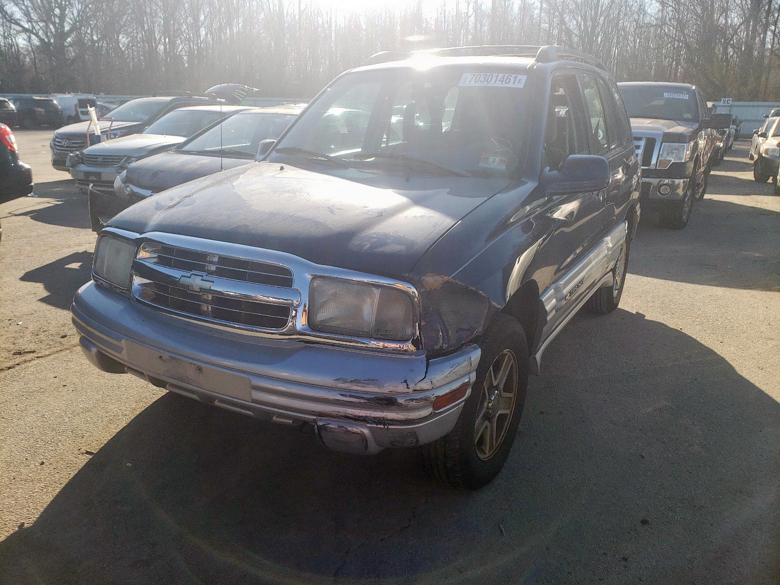 Photo 2 from auction – 2002 CHEVROLET TRACKER LT with VIN 2CNBJ634426931825