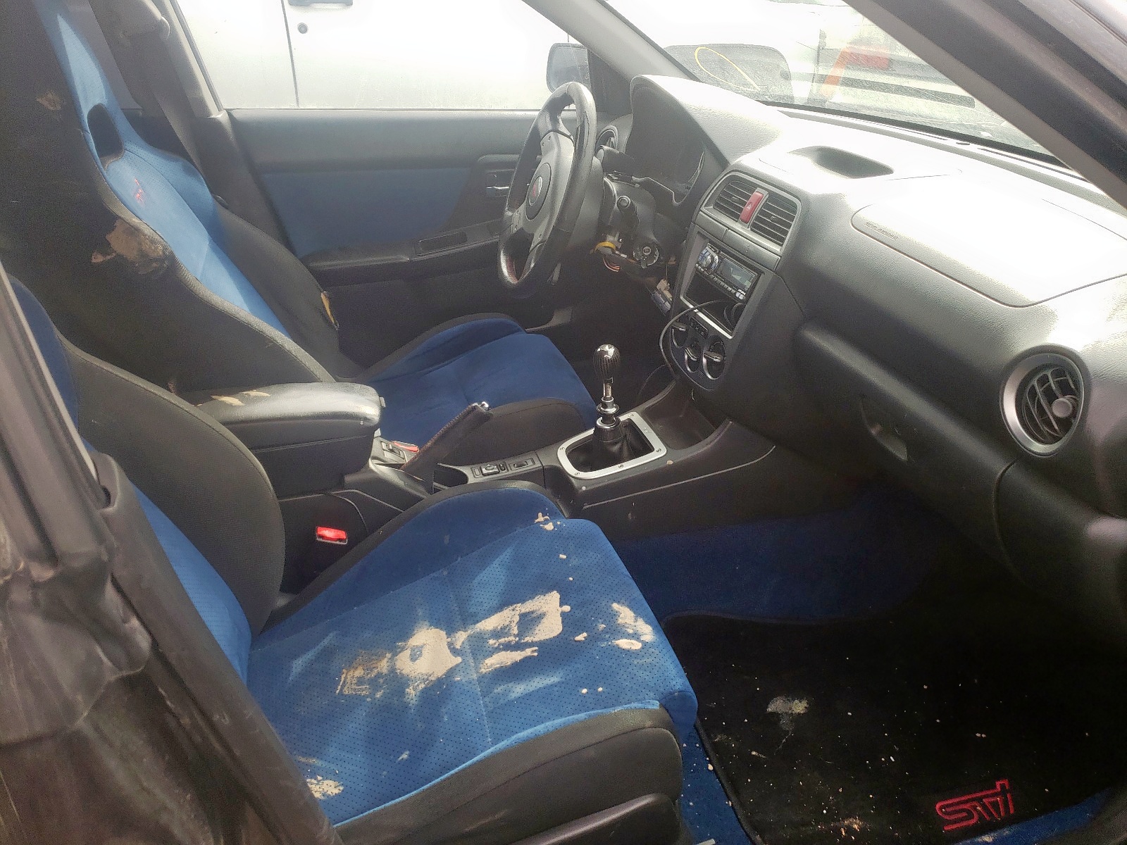 Photo 5 from auction – 2004 SUBARU IMPREZA WR with VIN JF1GD70634L509283